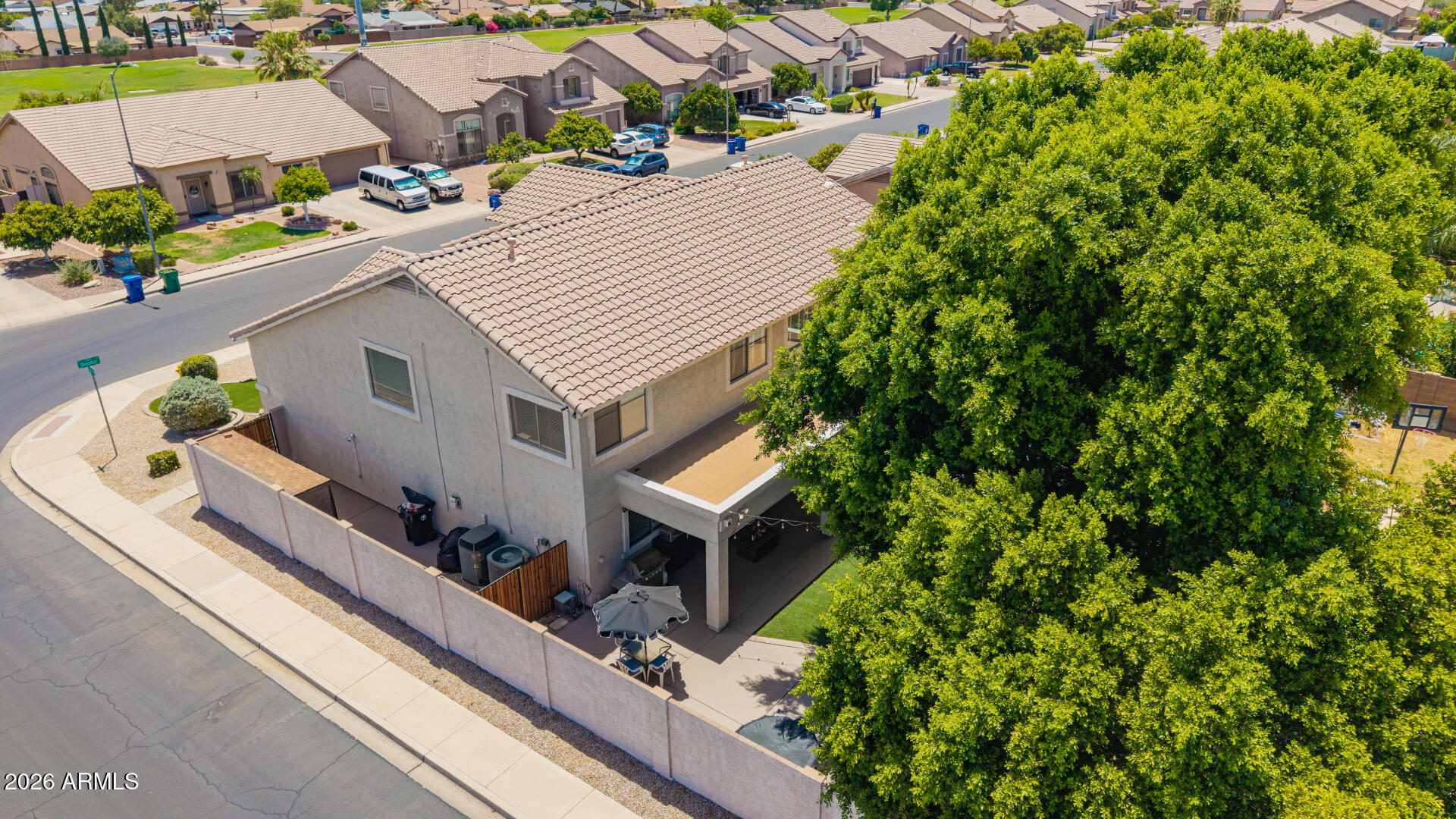 VALENCIA GROVES - Residential