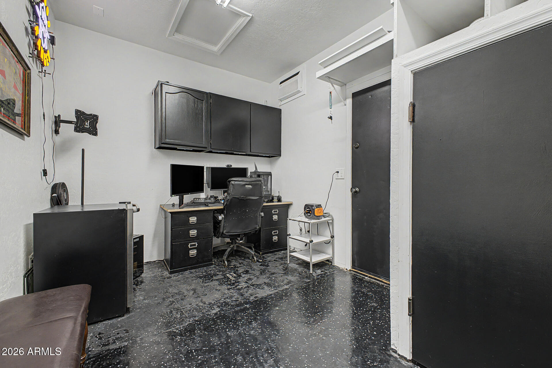 VALENCIA GROVES - Residential