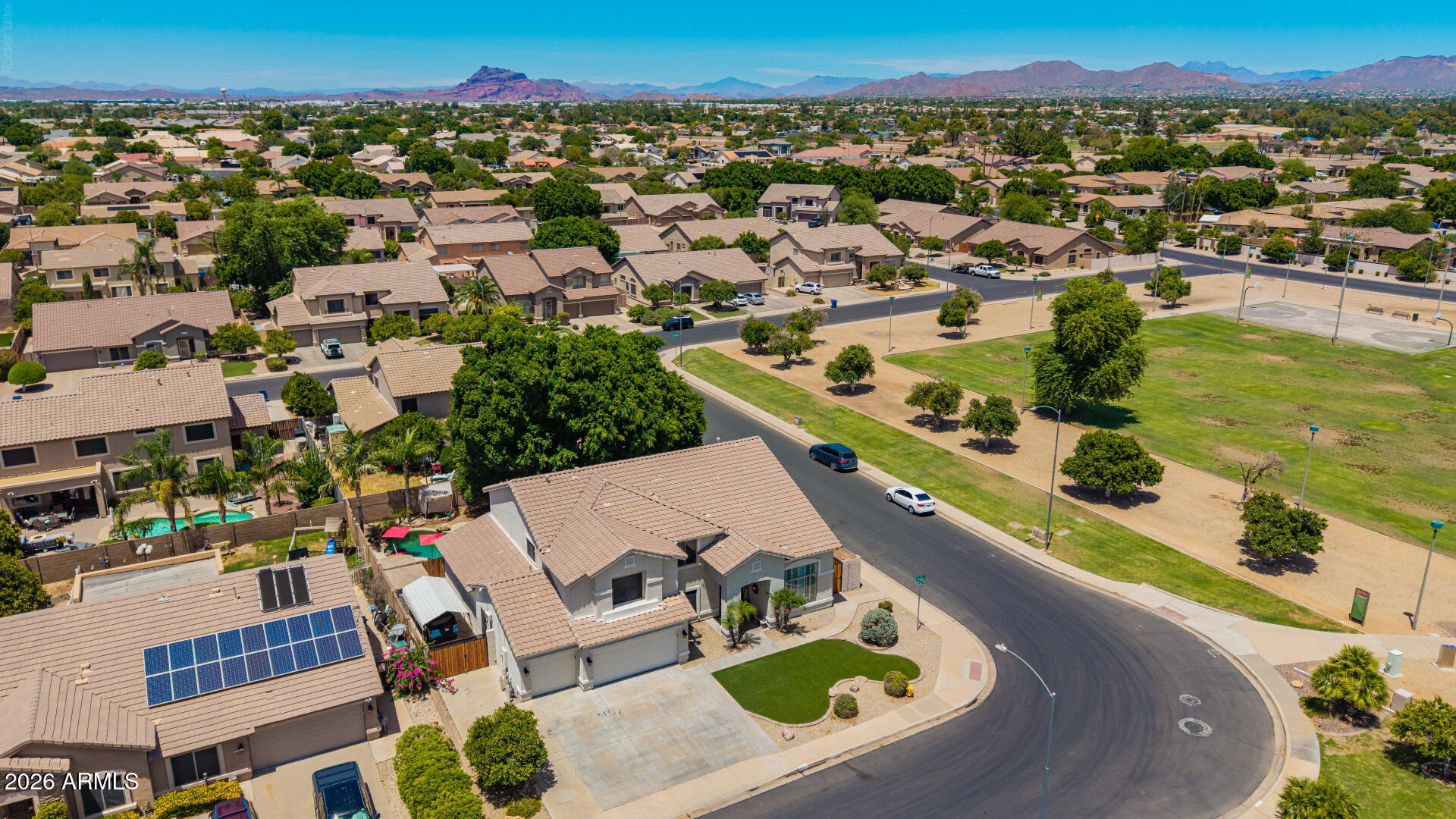 VALENCIA GROVES - Residential