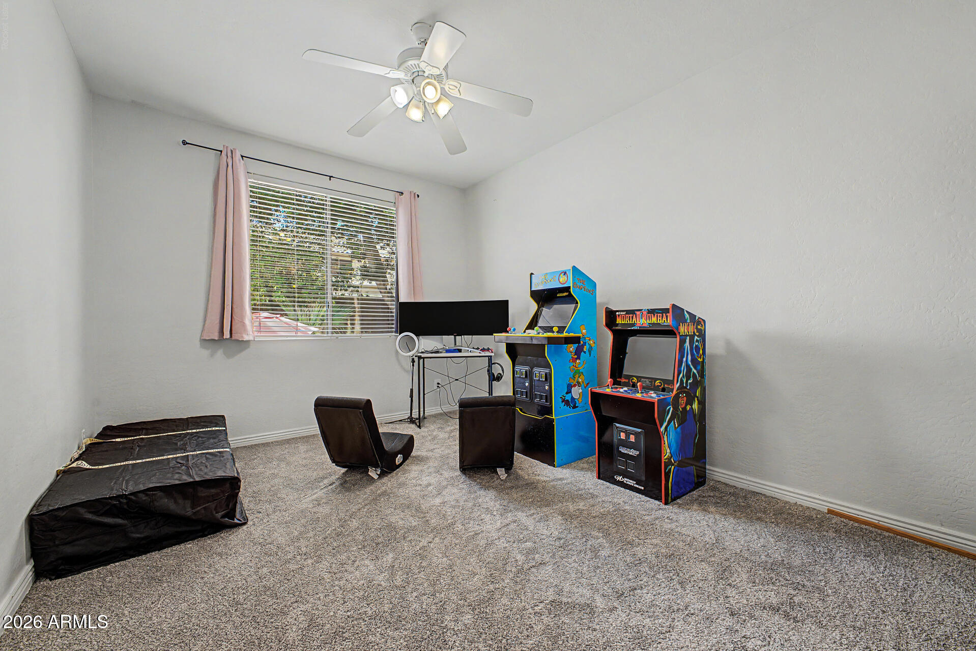 VALENCIA GROVES - Residential