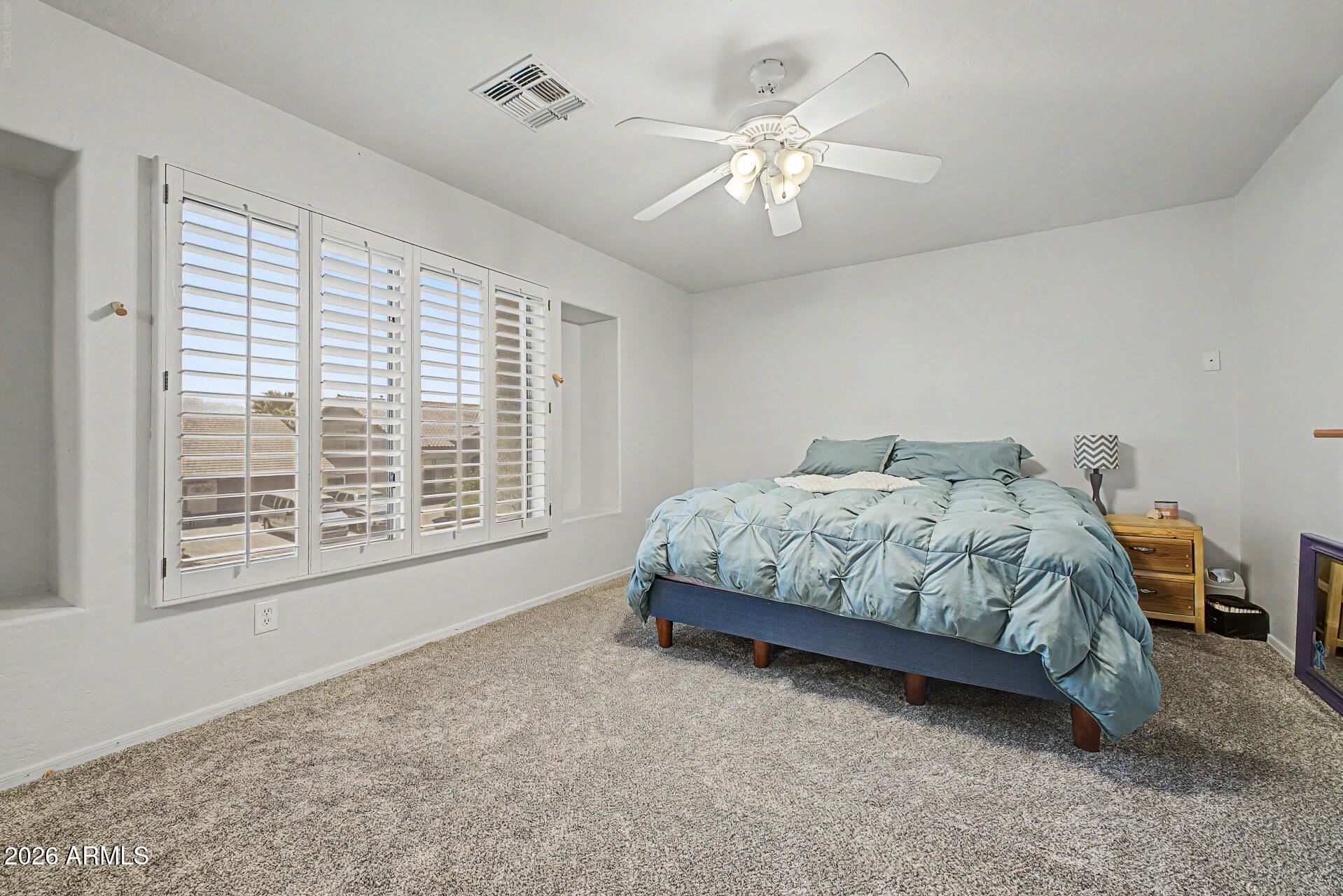VALENCIA GROVES - Residential