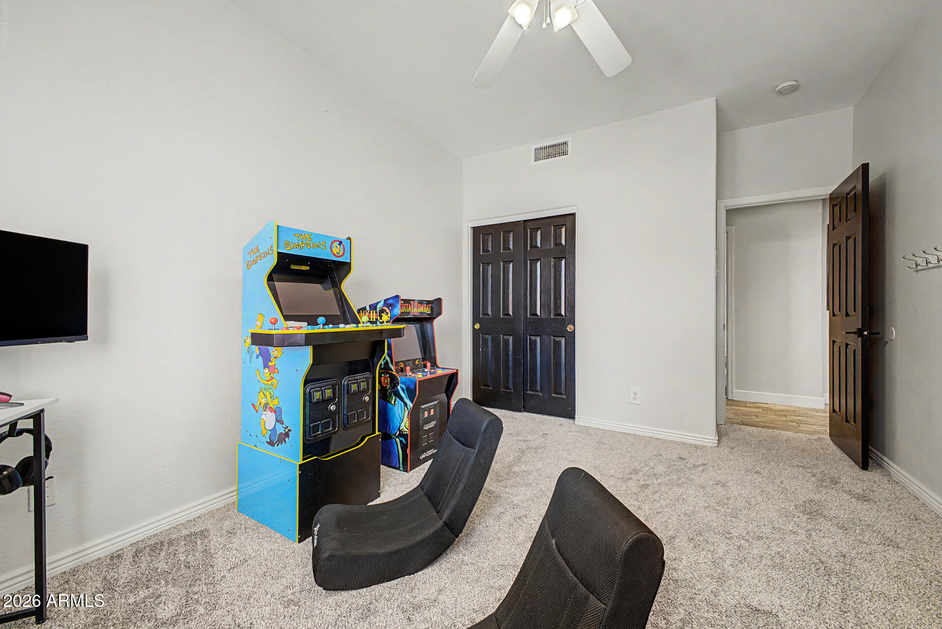 VALENCIA GROVES - Residential