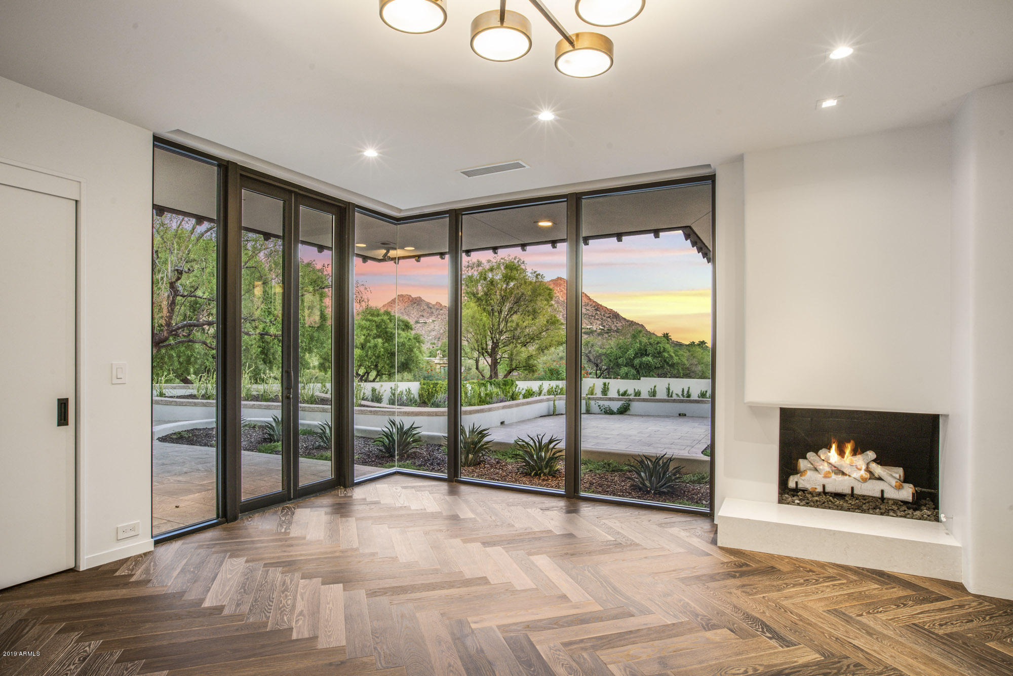 QUARTZ VALLEY - Residential