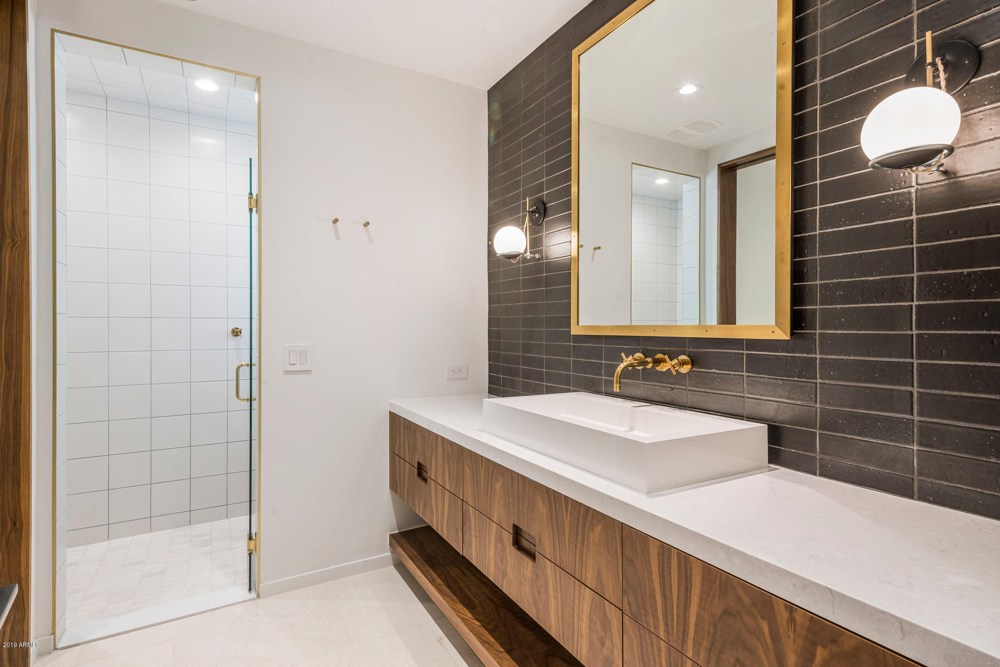 QUARTZ VALLEY - Residential
