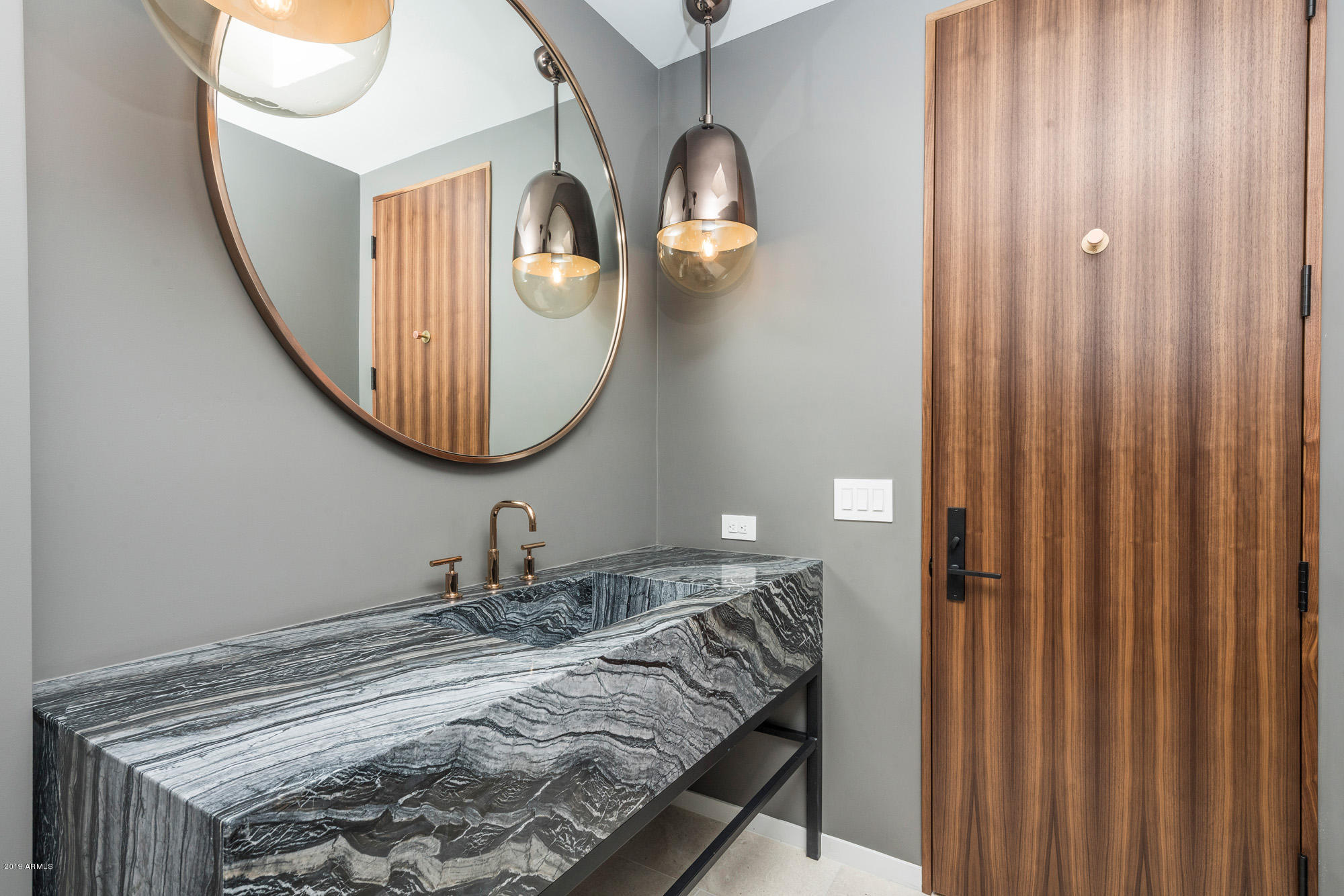 QUARTZ VALLEY - Residential