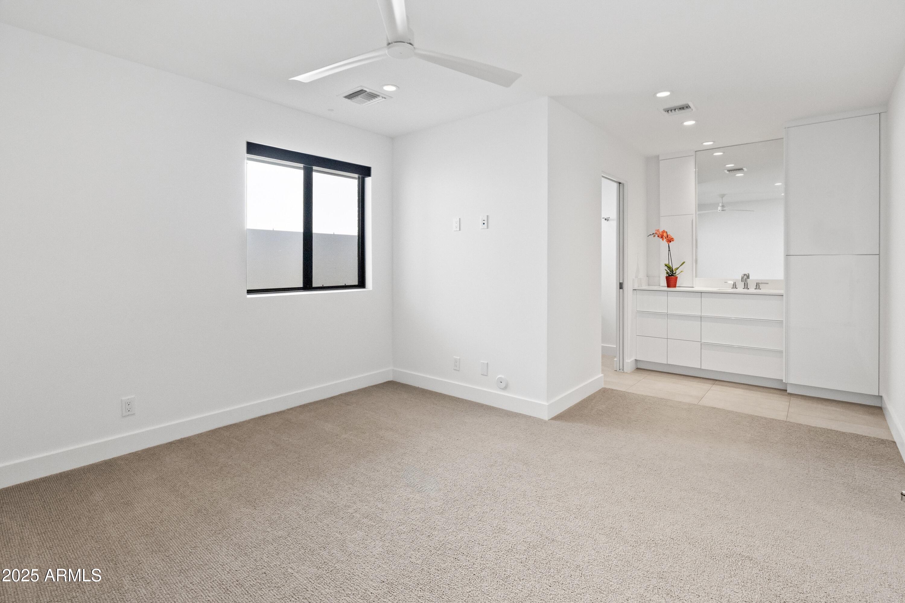 MARION ESTATES - Residential