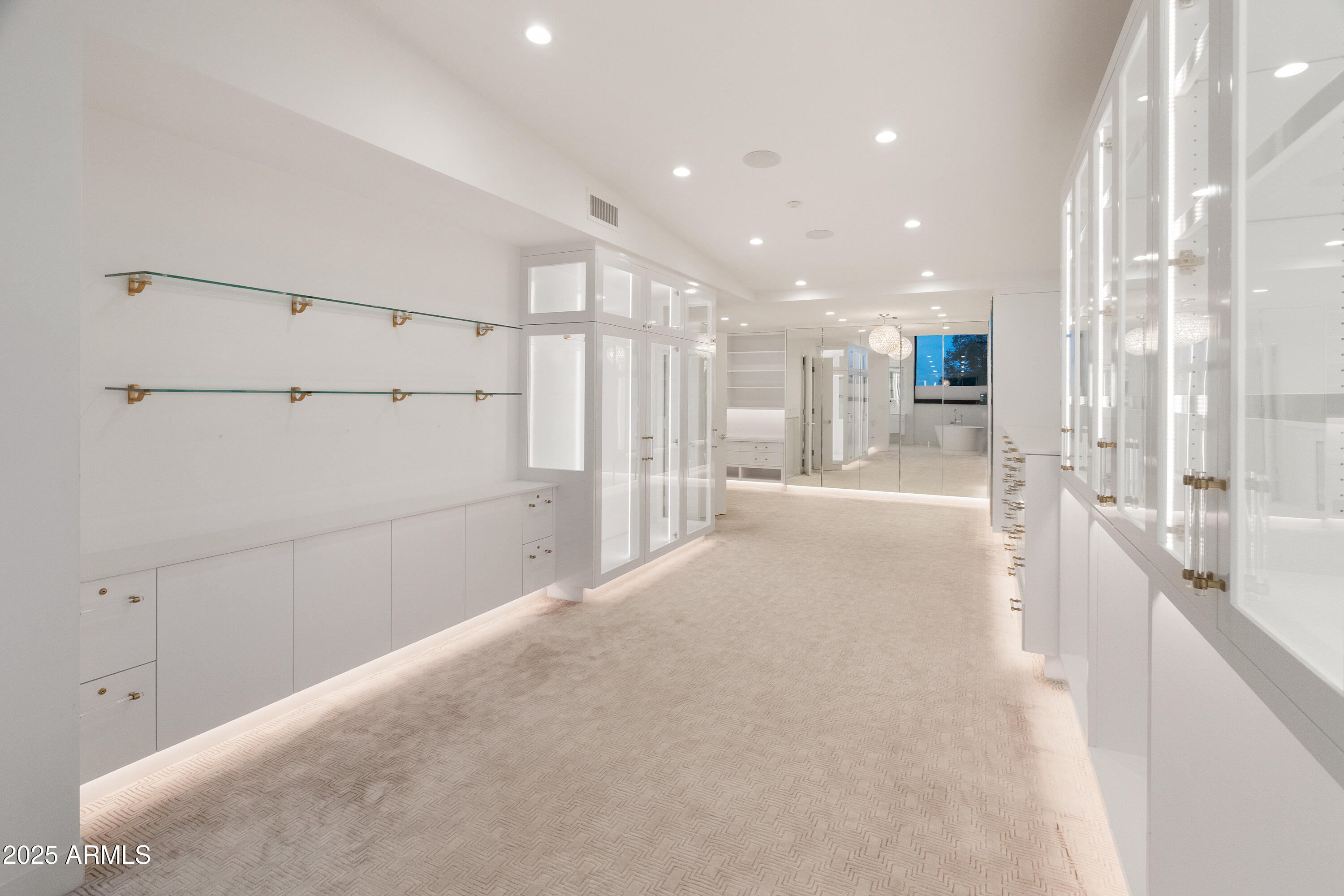 MARION ESTATES - Residential