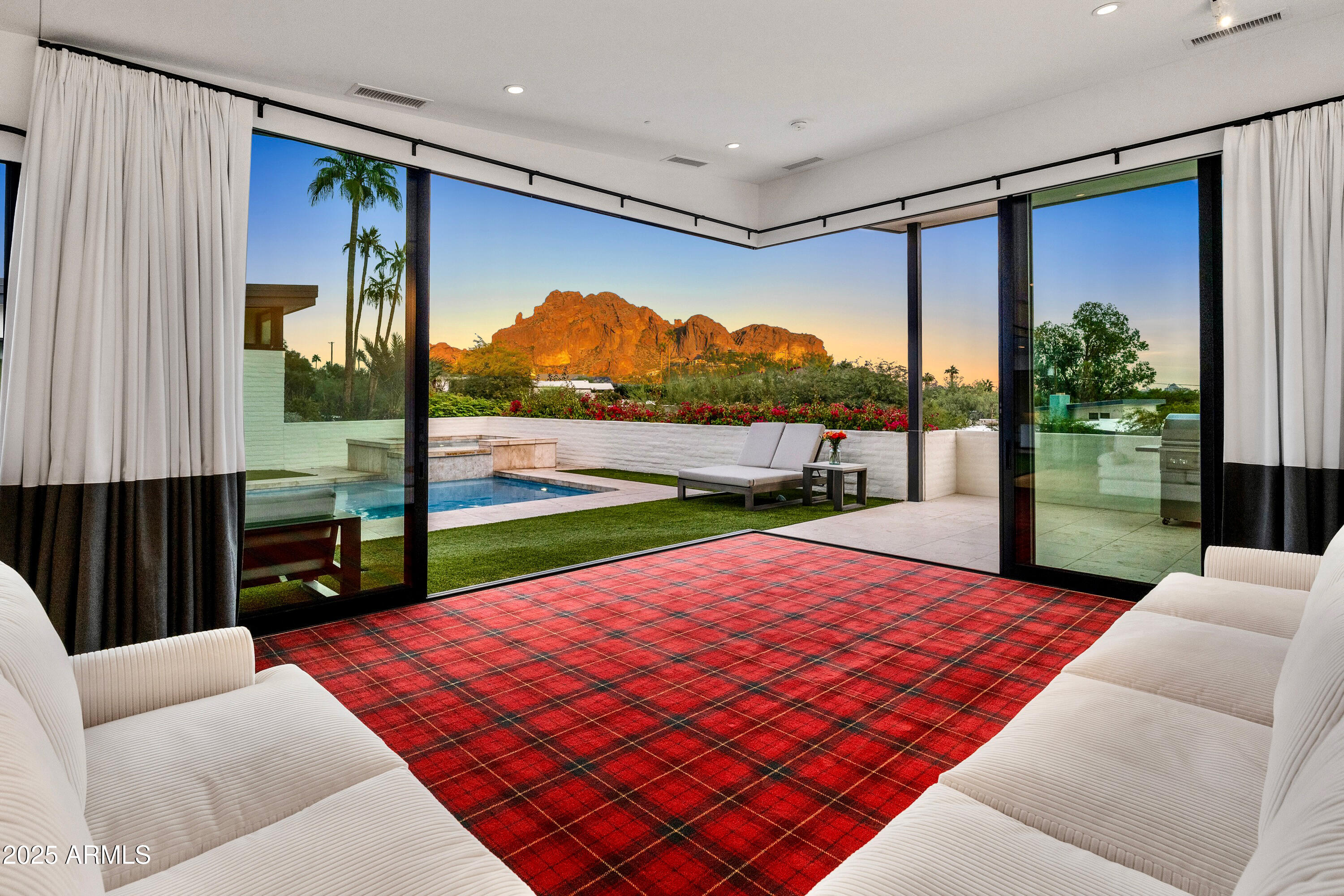 MARION ESTATES - Residential