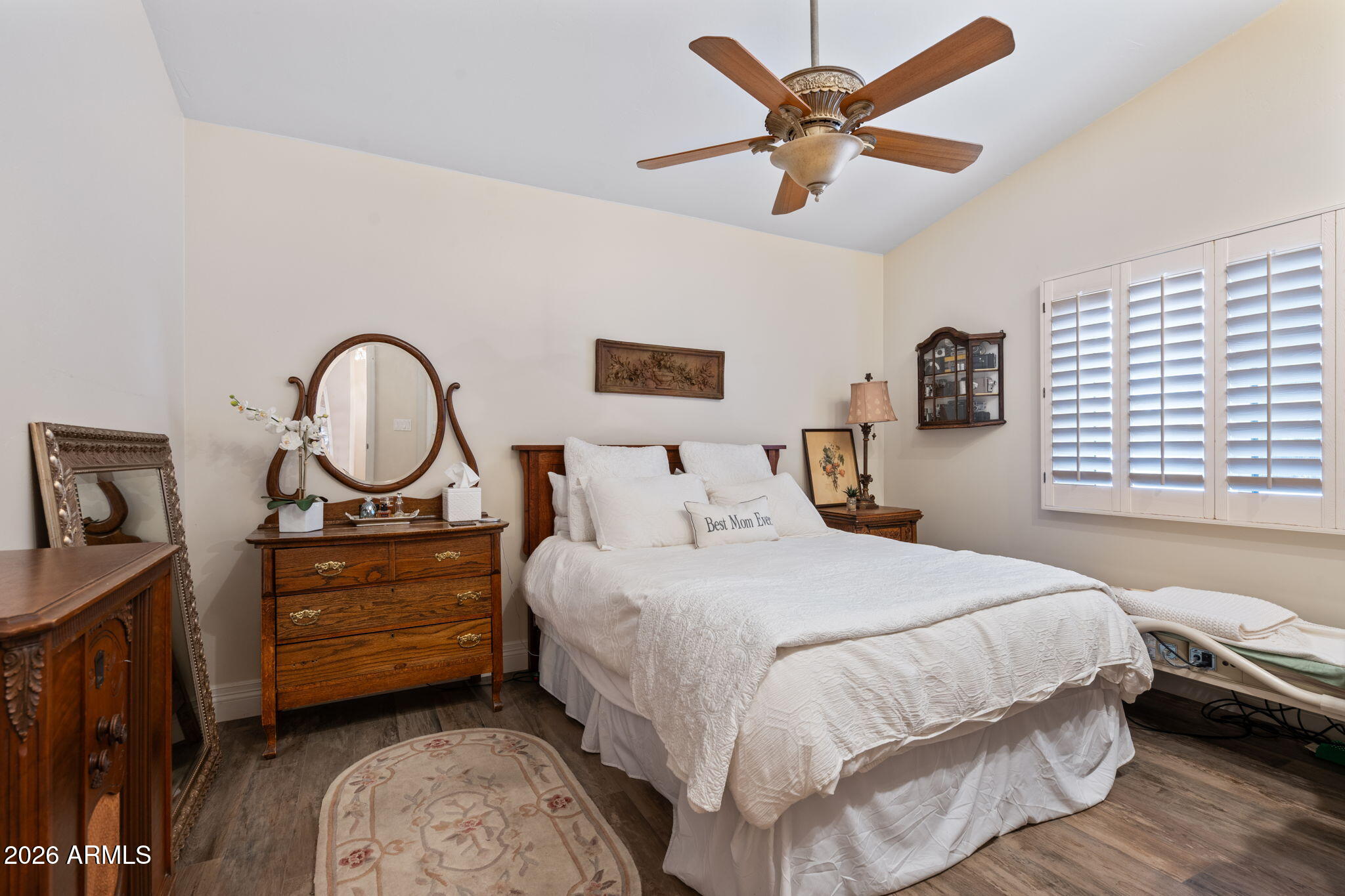 Custom Estate - Residential