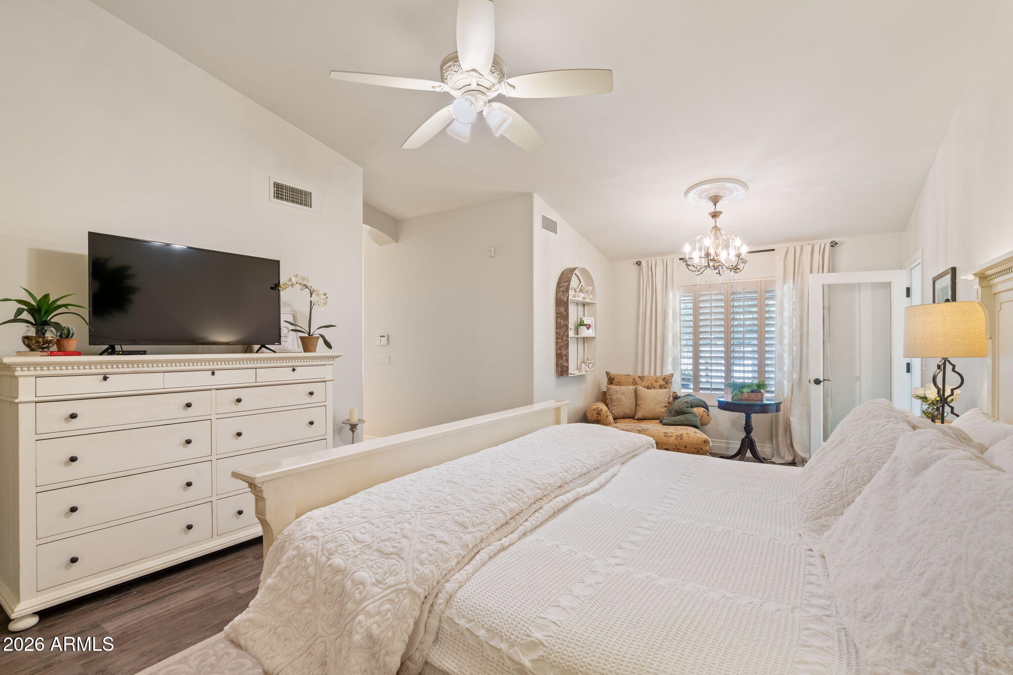 Custom Estate - Residential