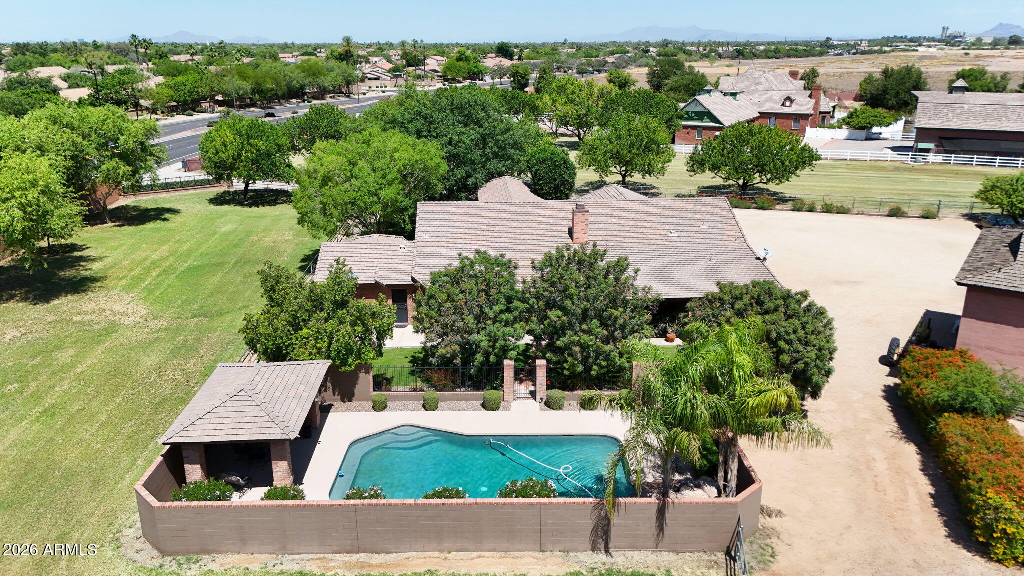 Custom Estate - Residential