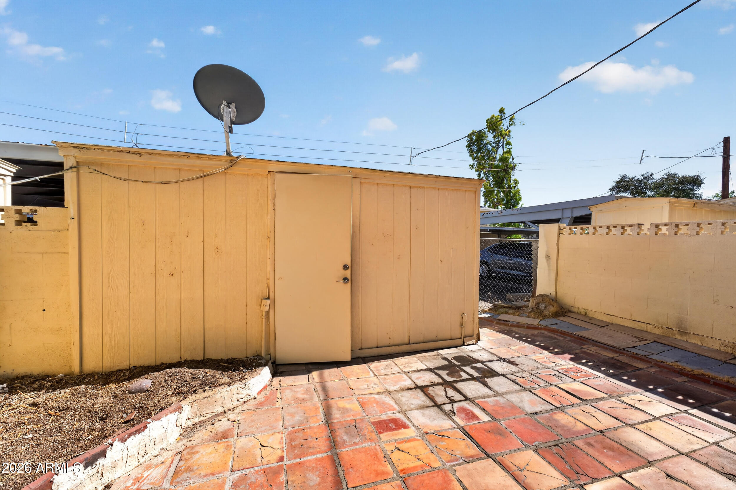 TEMPE GARDENS TOWNHOUSE CONDO LOT 81-169 - Residential