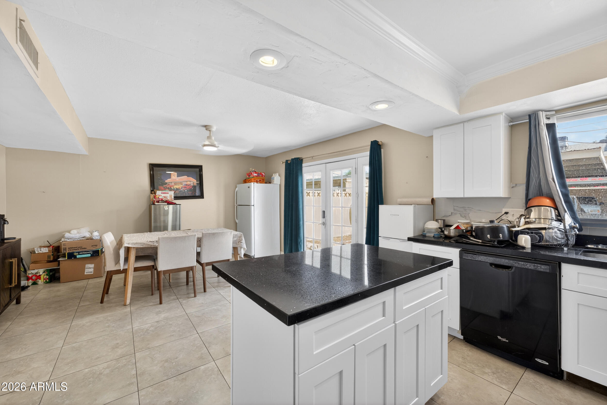 TEMPE GARDENS TOWNHOUSE CONDO LOT 81-169 - Residential