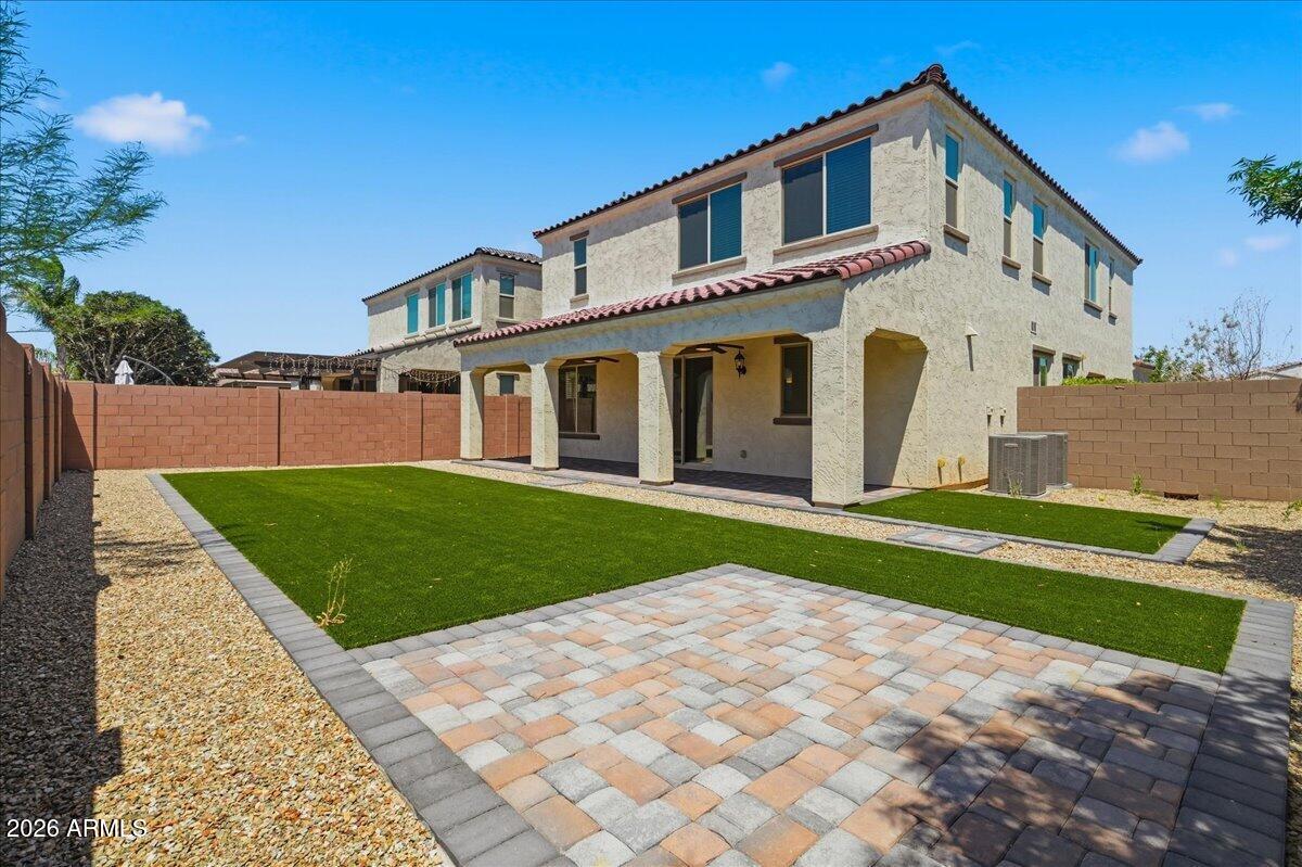 EASTMARK DEVELOPMENT UNIT 7 NORTH PARCELS 7-6 THRU - Residential Lease