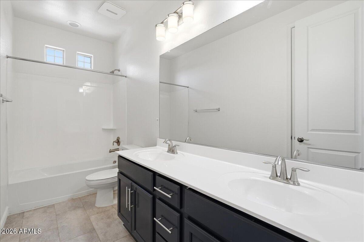 EASTMARK DEVELOPMENT UNIT 7 NORTH PARCELS 7-6 THRU - Residential Lease