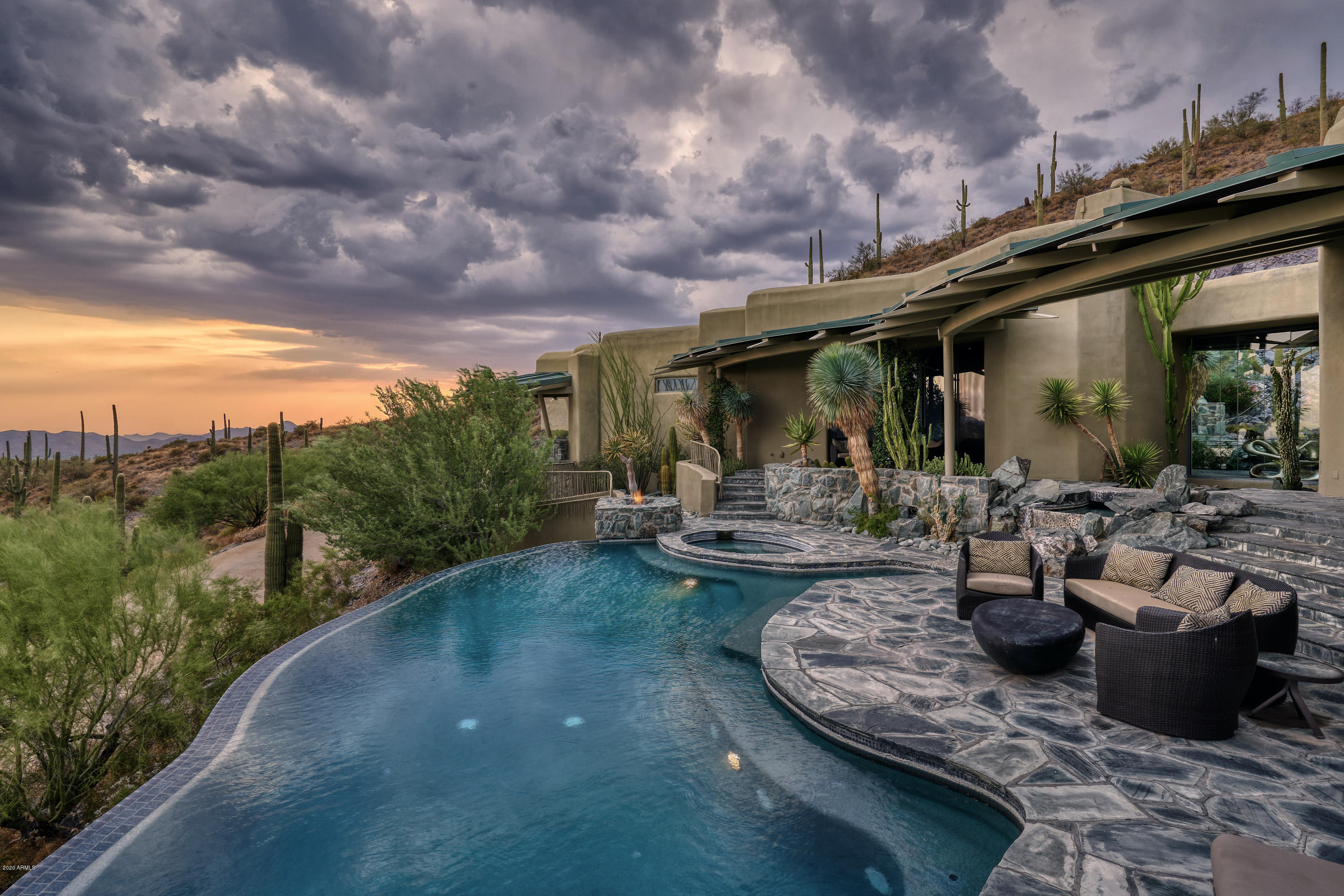 CAREFREE RANCH HOMESTEADS LOT 5B - Residential