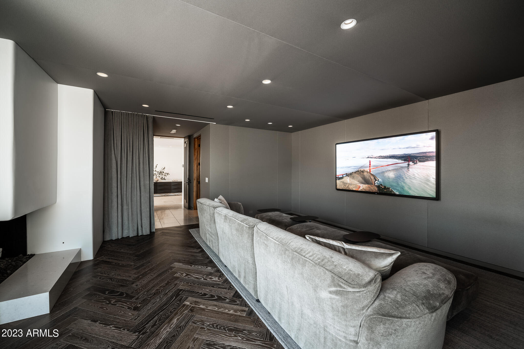 QUARTZ VALLEY - Residential