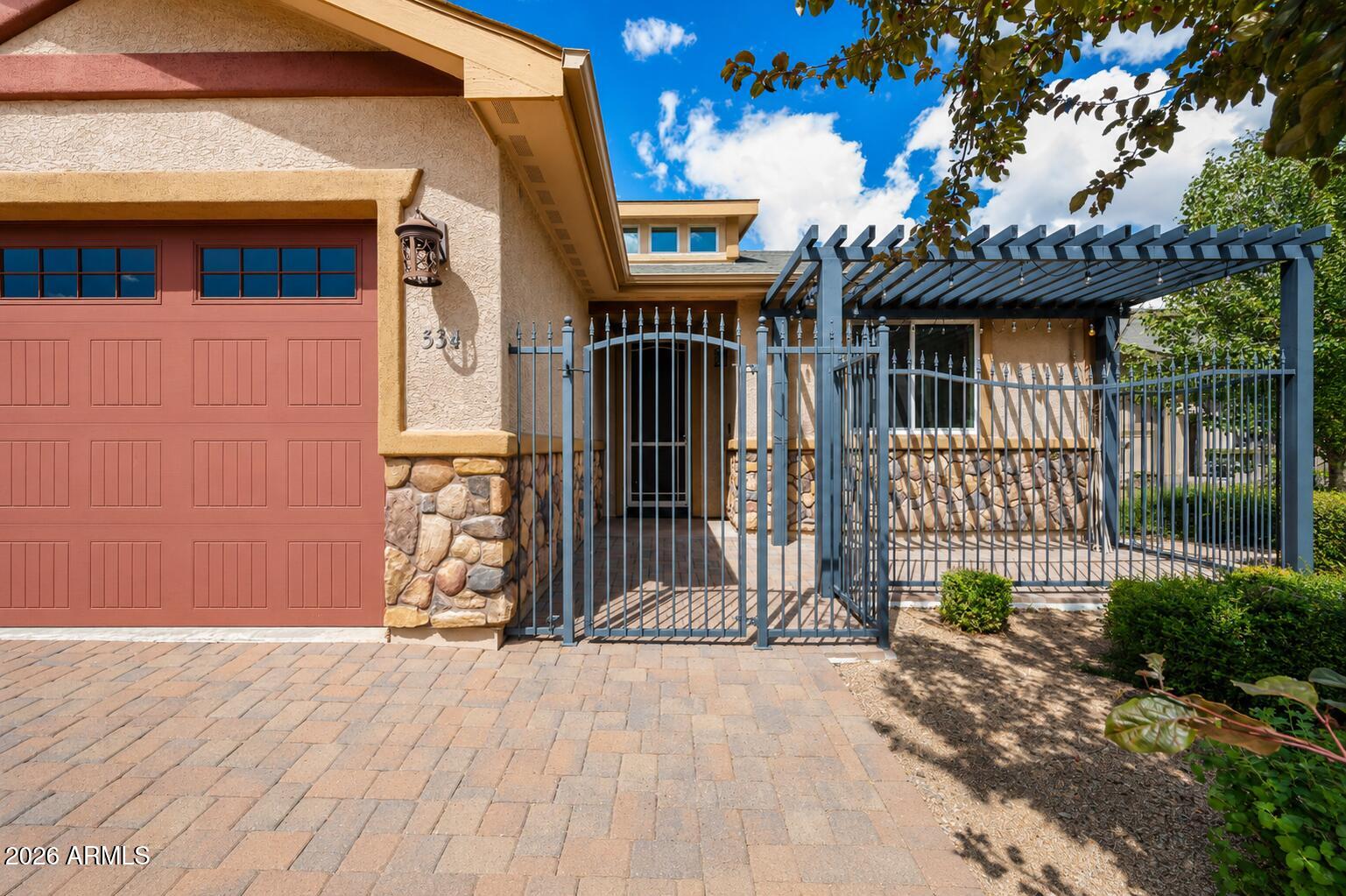 PEREGRINE TOWNHOMES - Residential