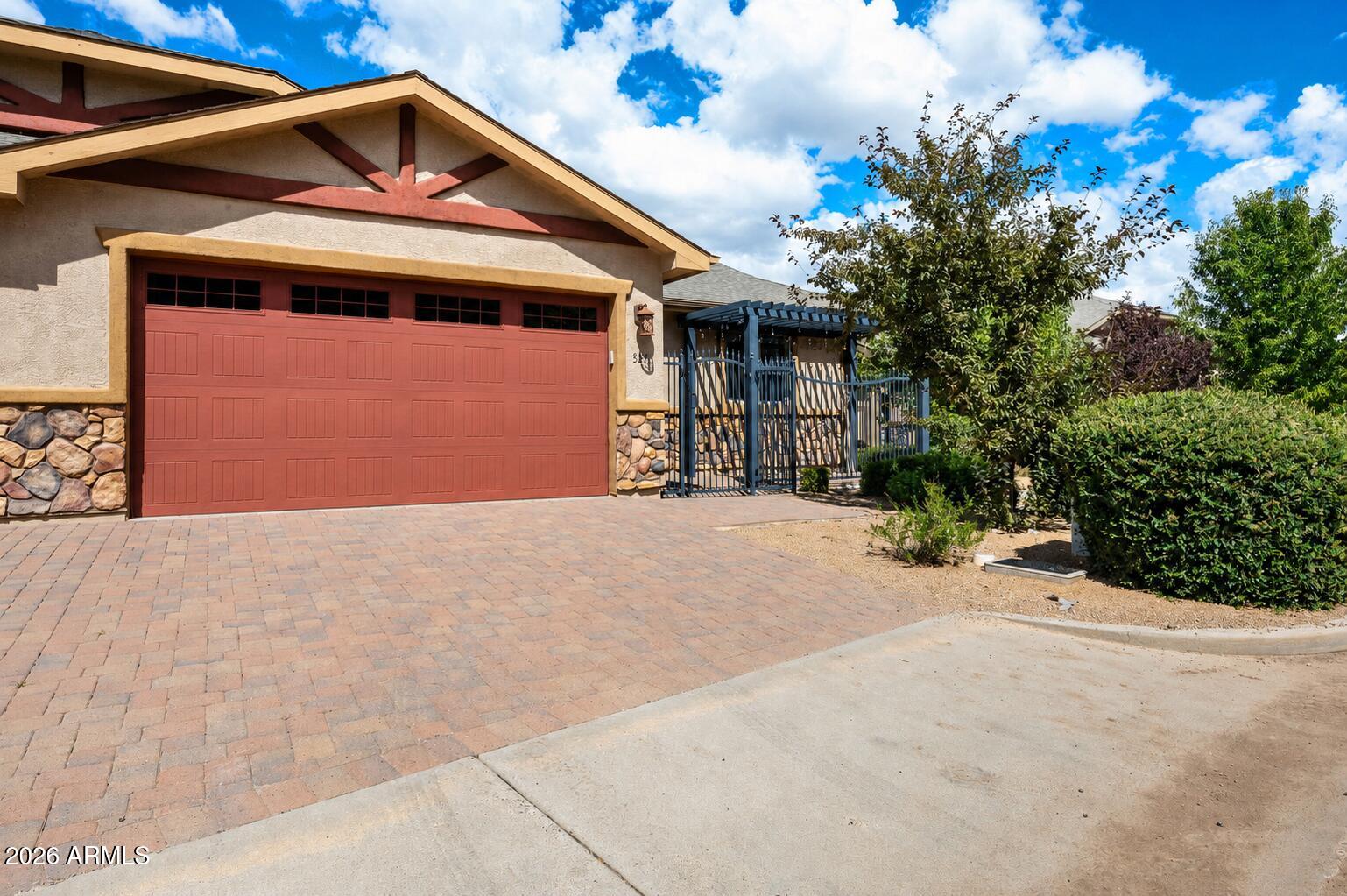 PEREGRINE TOWNHOMES - Residential