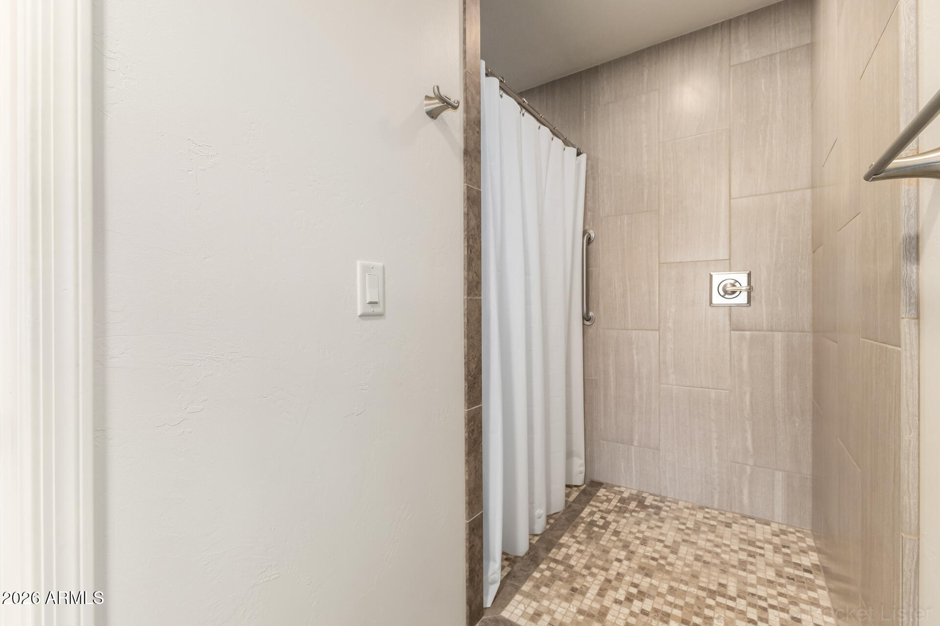 COMMENCING AT THE SW CORNER OF SECTION 4 TOWNSHIP - Residential