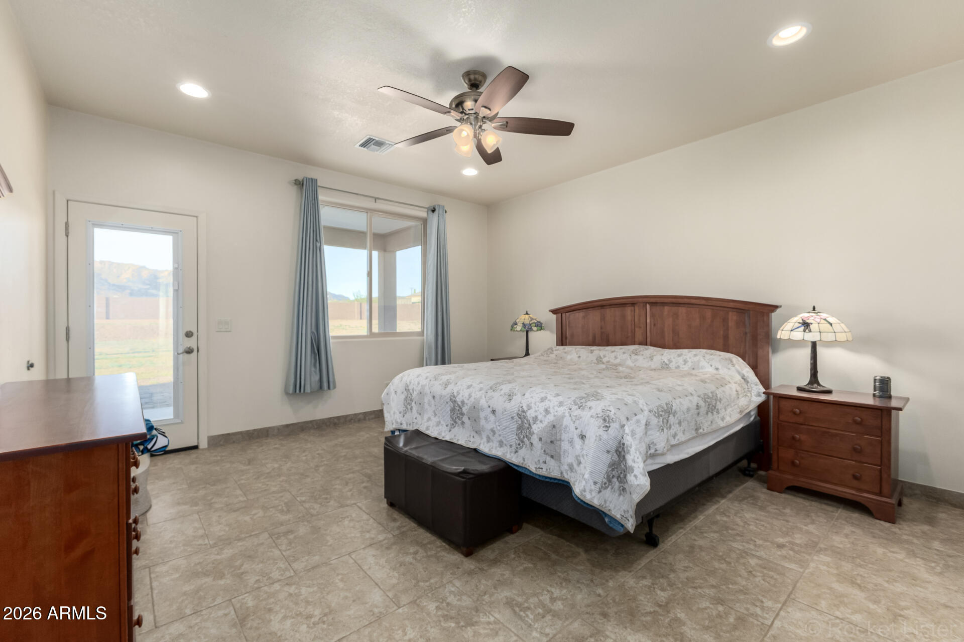 COMMENCING AT THE SW CORNER OF SECTION 4 TOWNSHIP - Residential