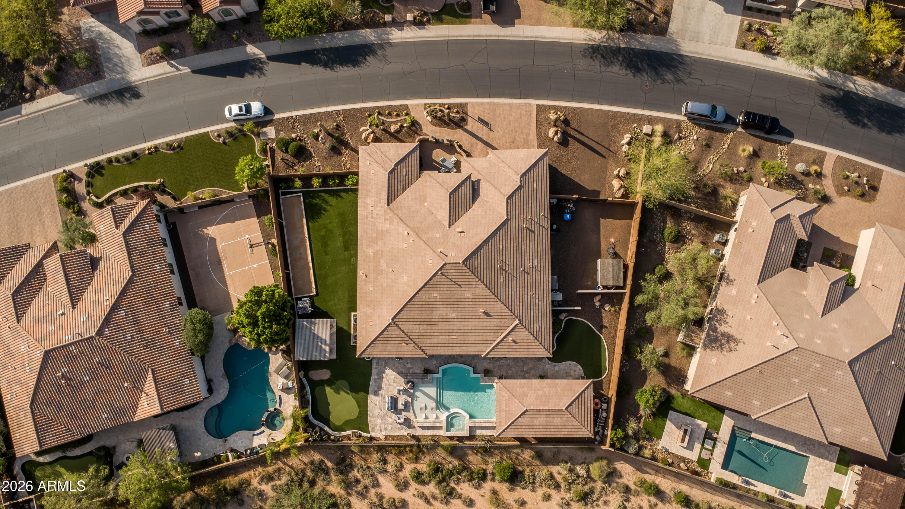 LONE MOUNTAIN - Residential