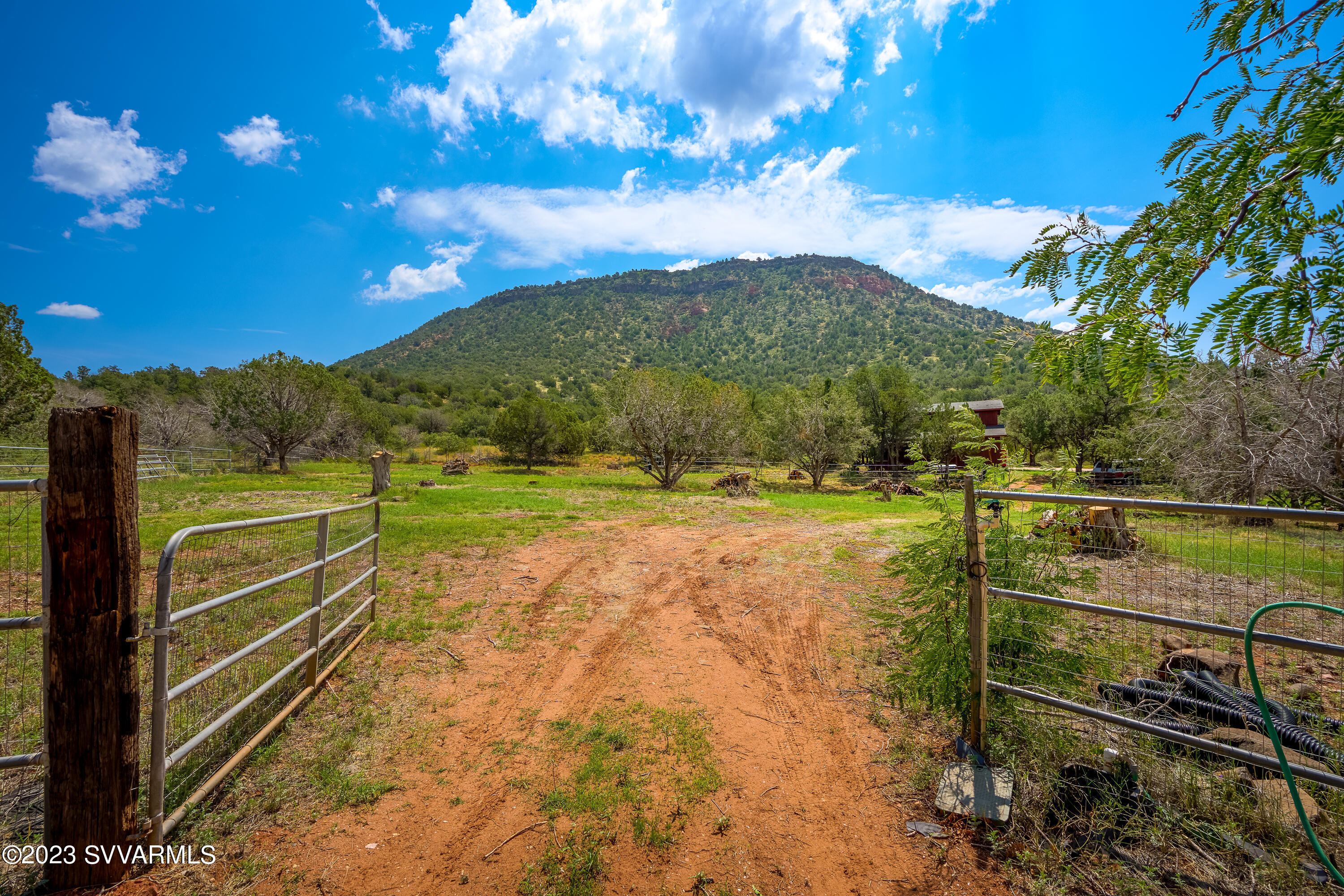 Under 5 Acres - Land