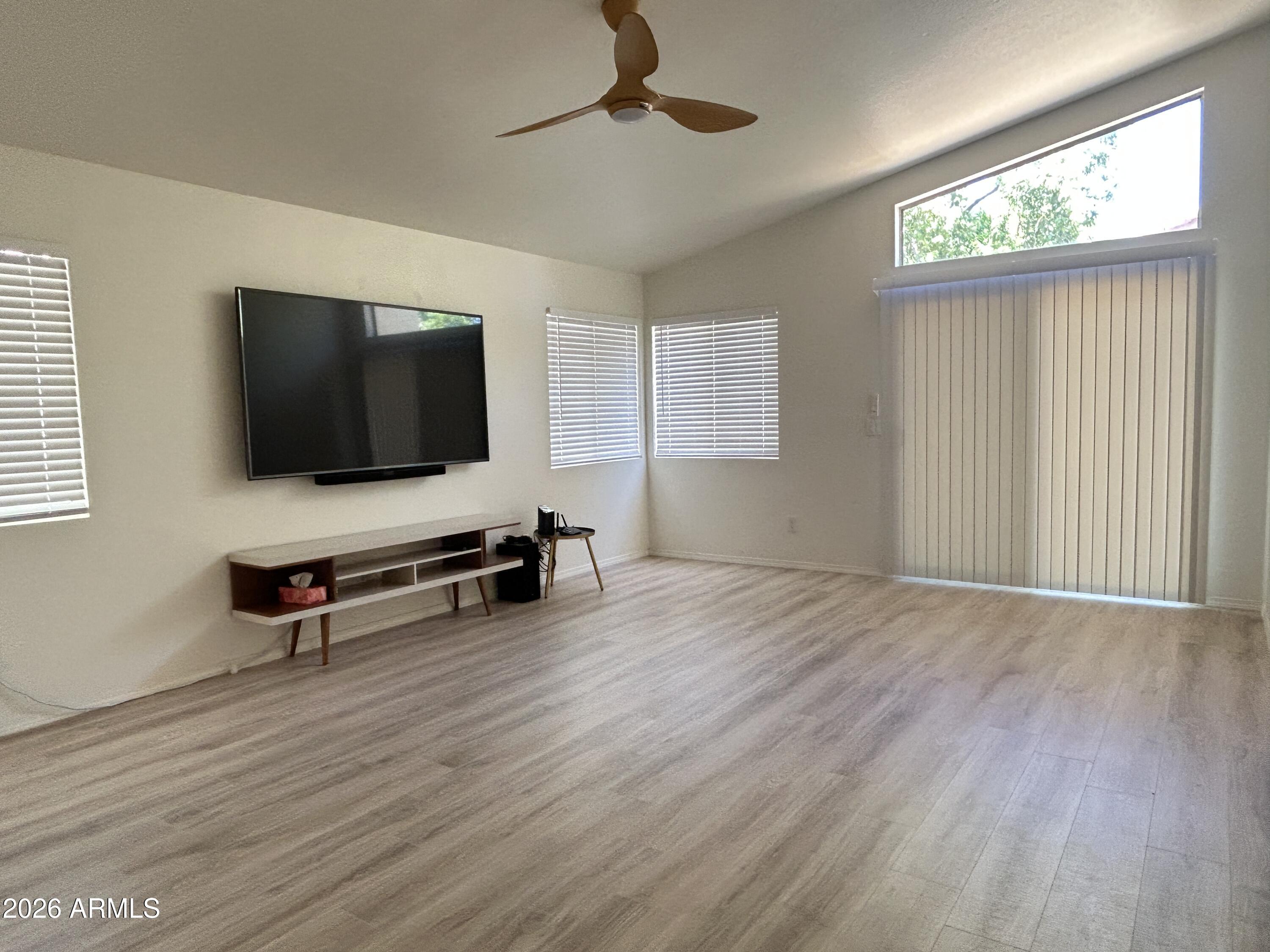 DOBSON TERRACE LOT 1-163 TR A-L - Residential Lease