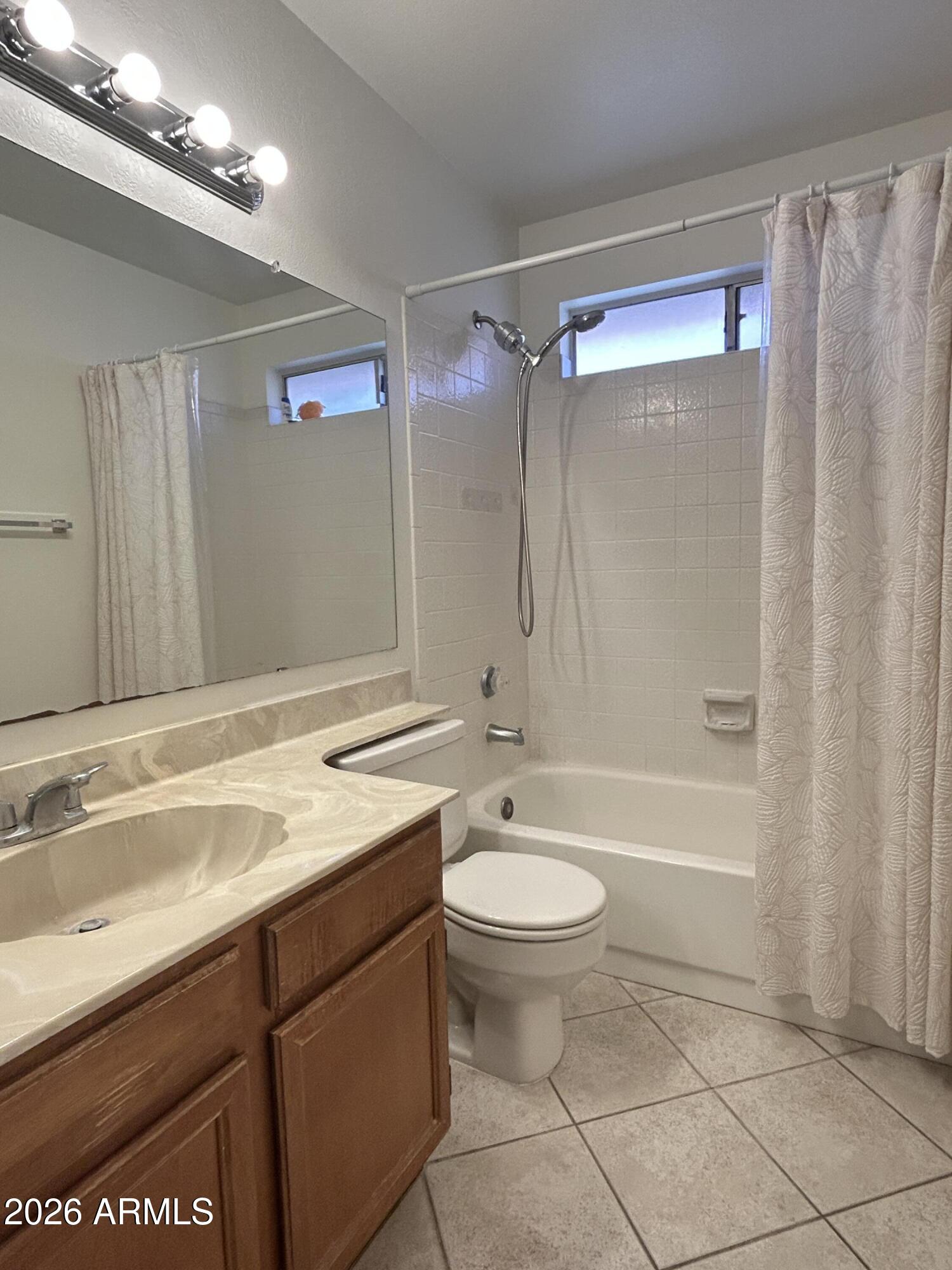 DOBSON TERRACE LOT 1-163 TR A-L - Residential Lease