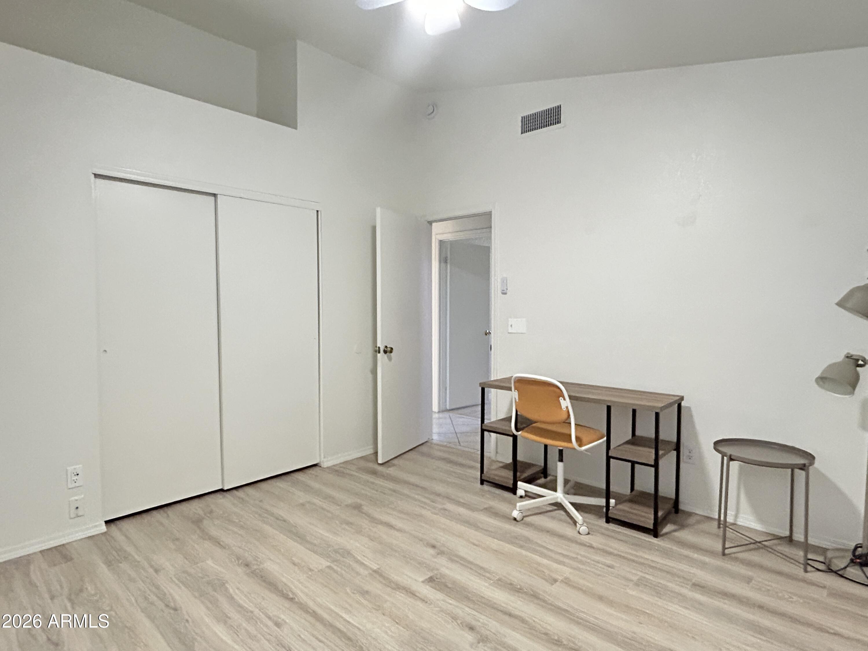 DOBSON TERRACE LOT 1-163 TR A-L - Residential Lease