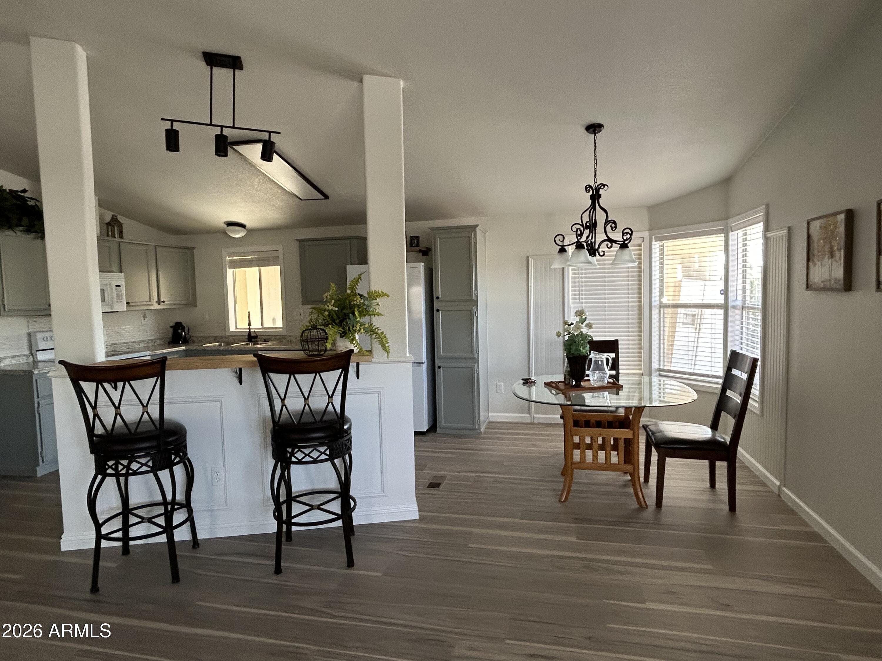 Apache East Estate - Residential