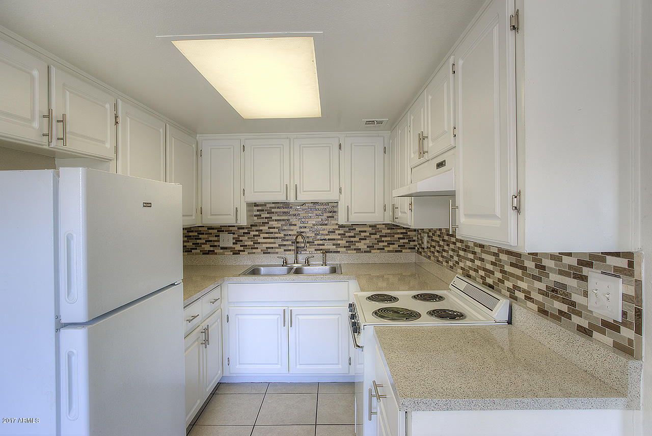 WEST ORANGEWOOD - Residential Income