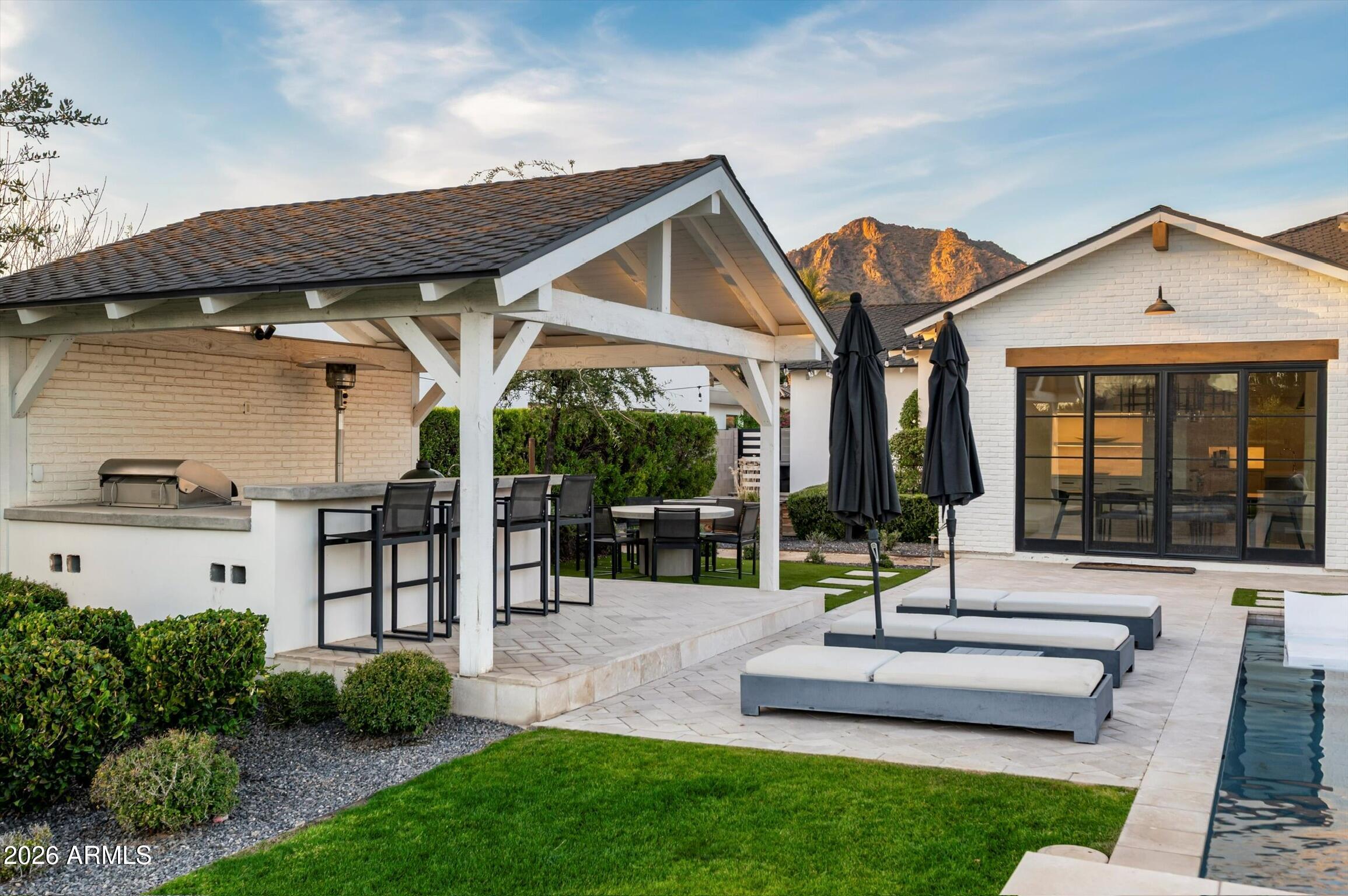 Sectional/Meets & Bounds - Residential