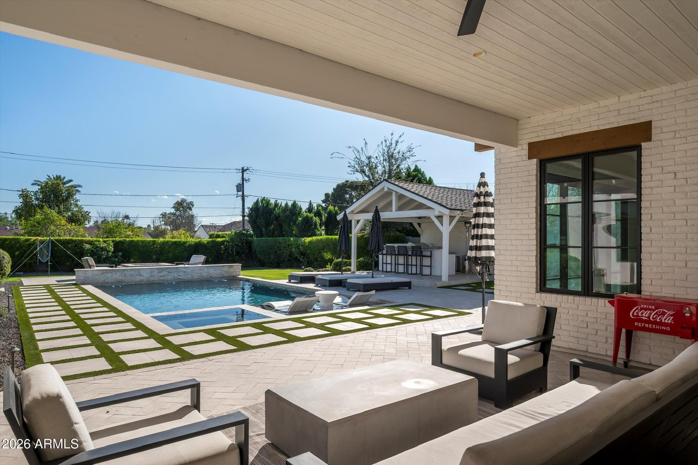 Sectional/Meets & Bounds - Residential