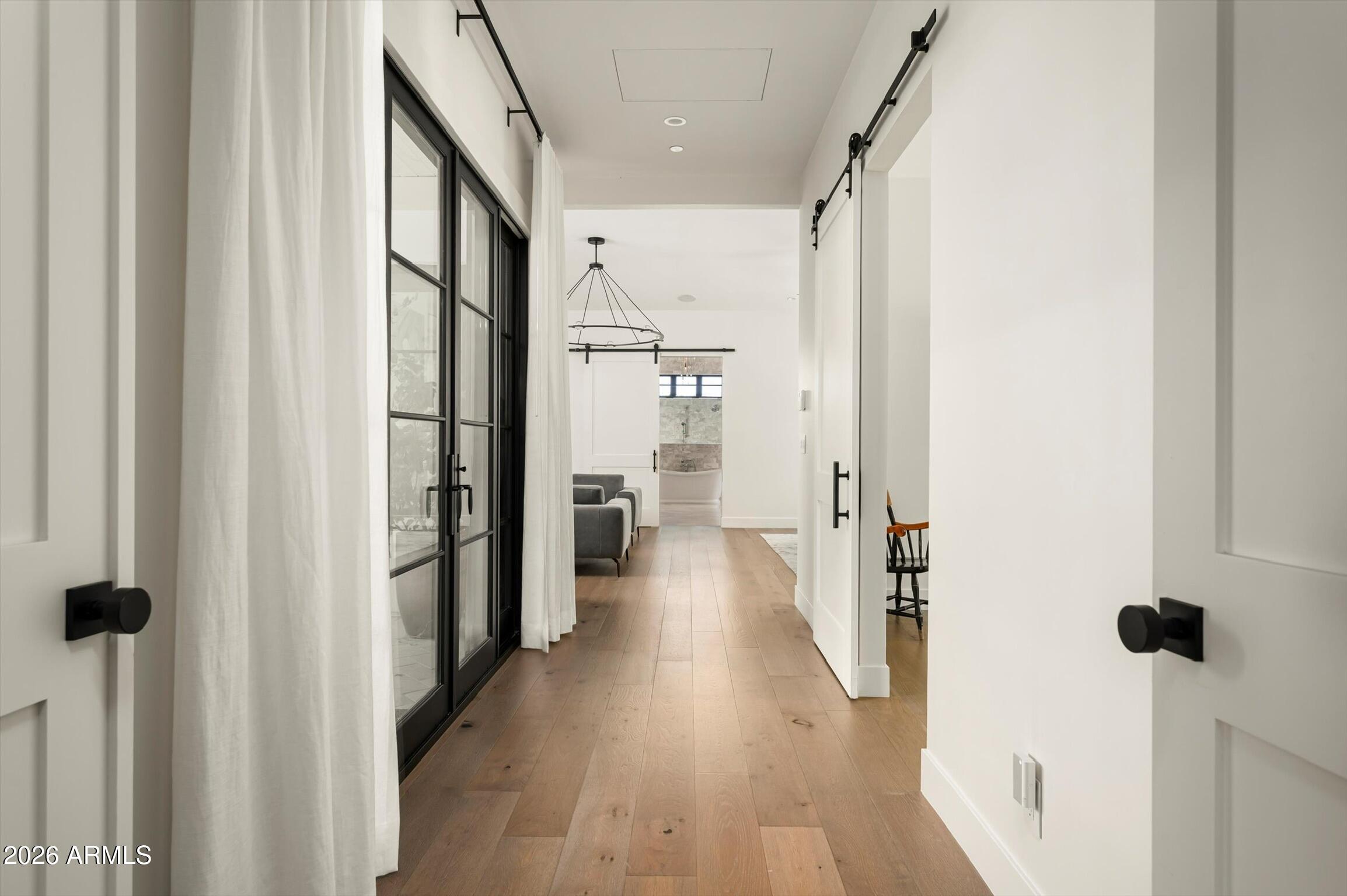 Sectional/Meets & Bounds - Residential