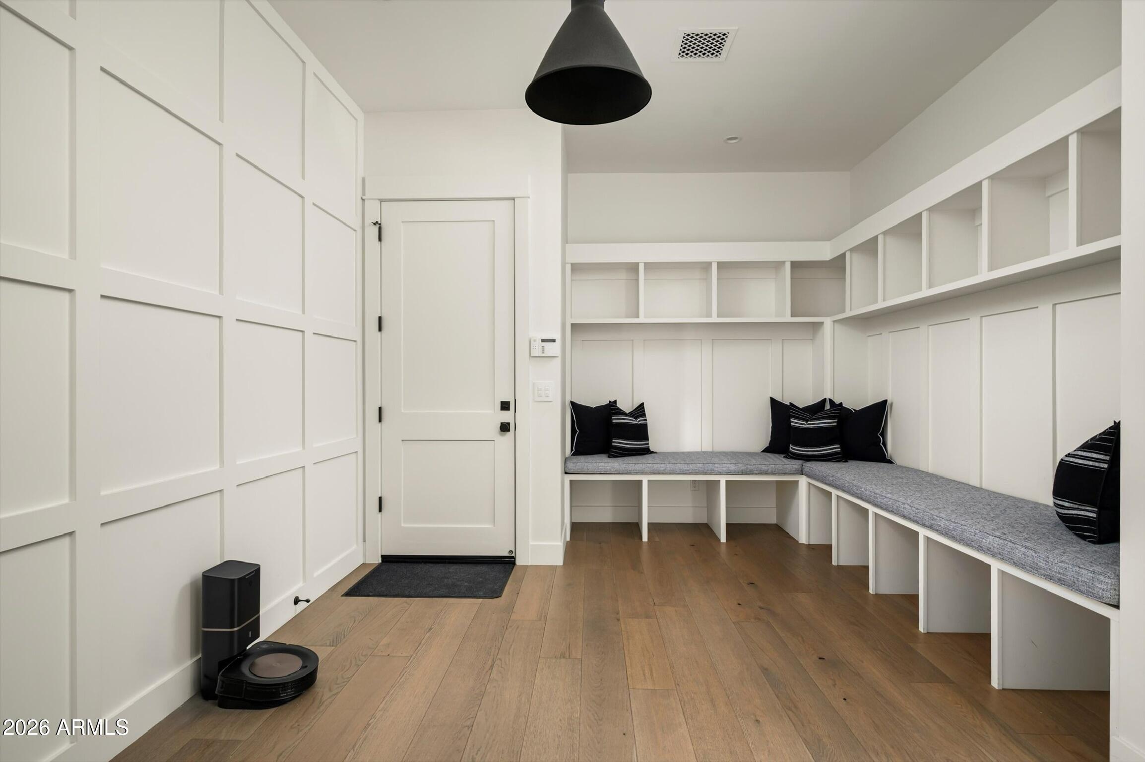 Sectional/Meets & Bounds - Residential