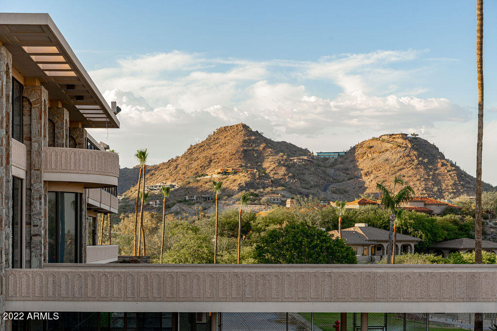 Paradise Mansion Estates - Residential
