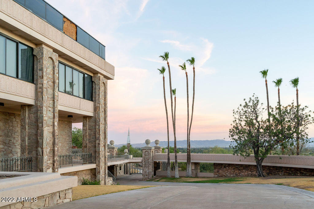 Paradise Mansion Estates - Residential
