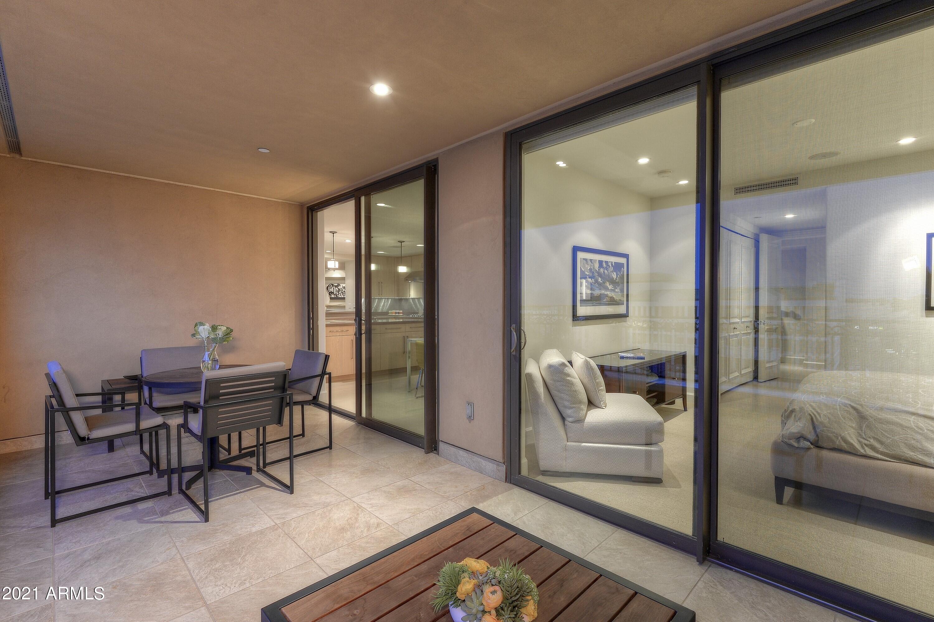 SCOTTSDALE WATERFRONT RESIDENCES CONDOMINIUM - Residential
