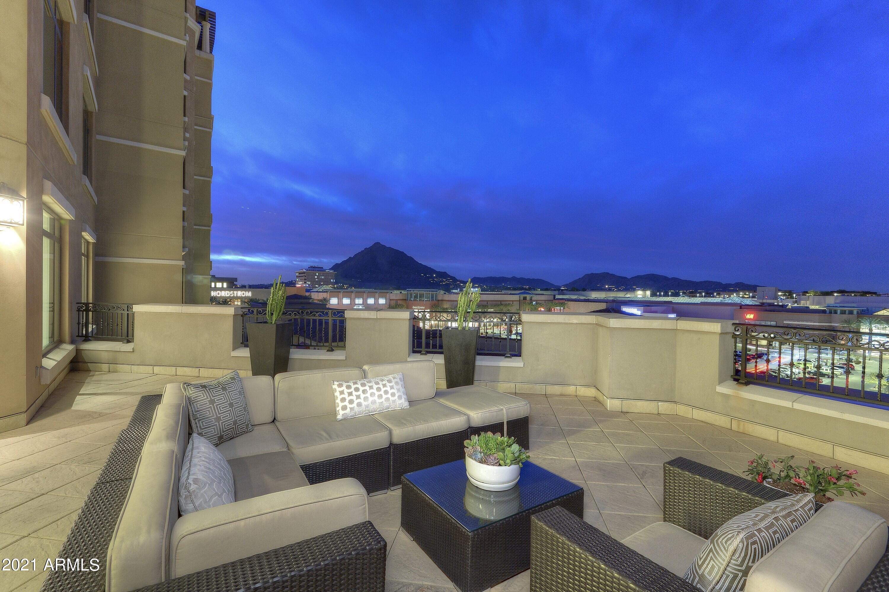 SCOTTSDALE WATERFRONT RESIDENCES CONDOMINIUM - Residential