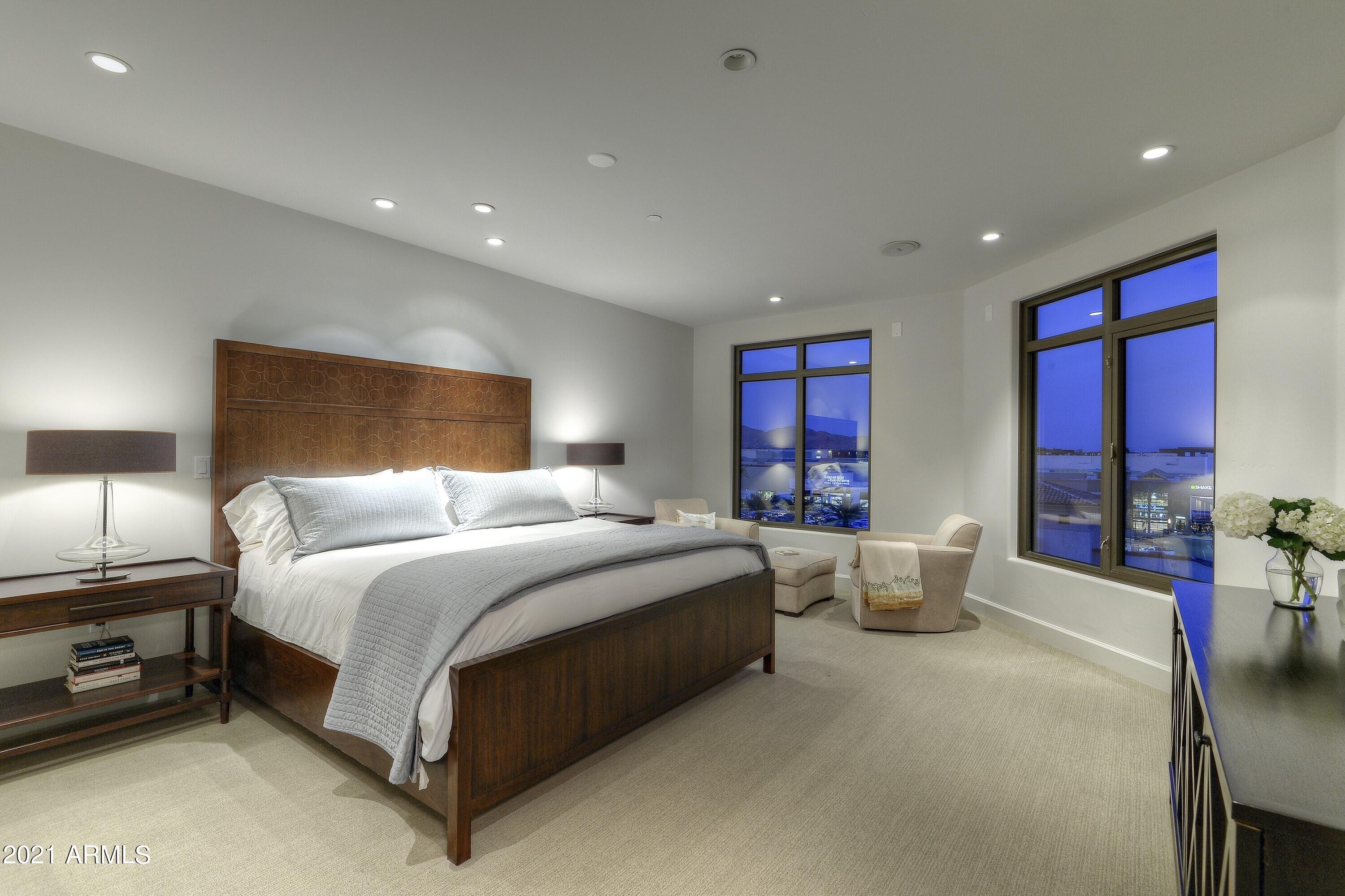 SCOTTSDALE WATERFRONT RESIDENCES CONDOMINIUM - Residential