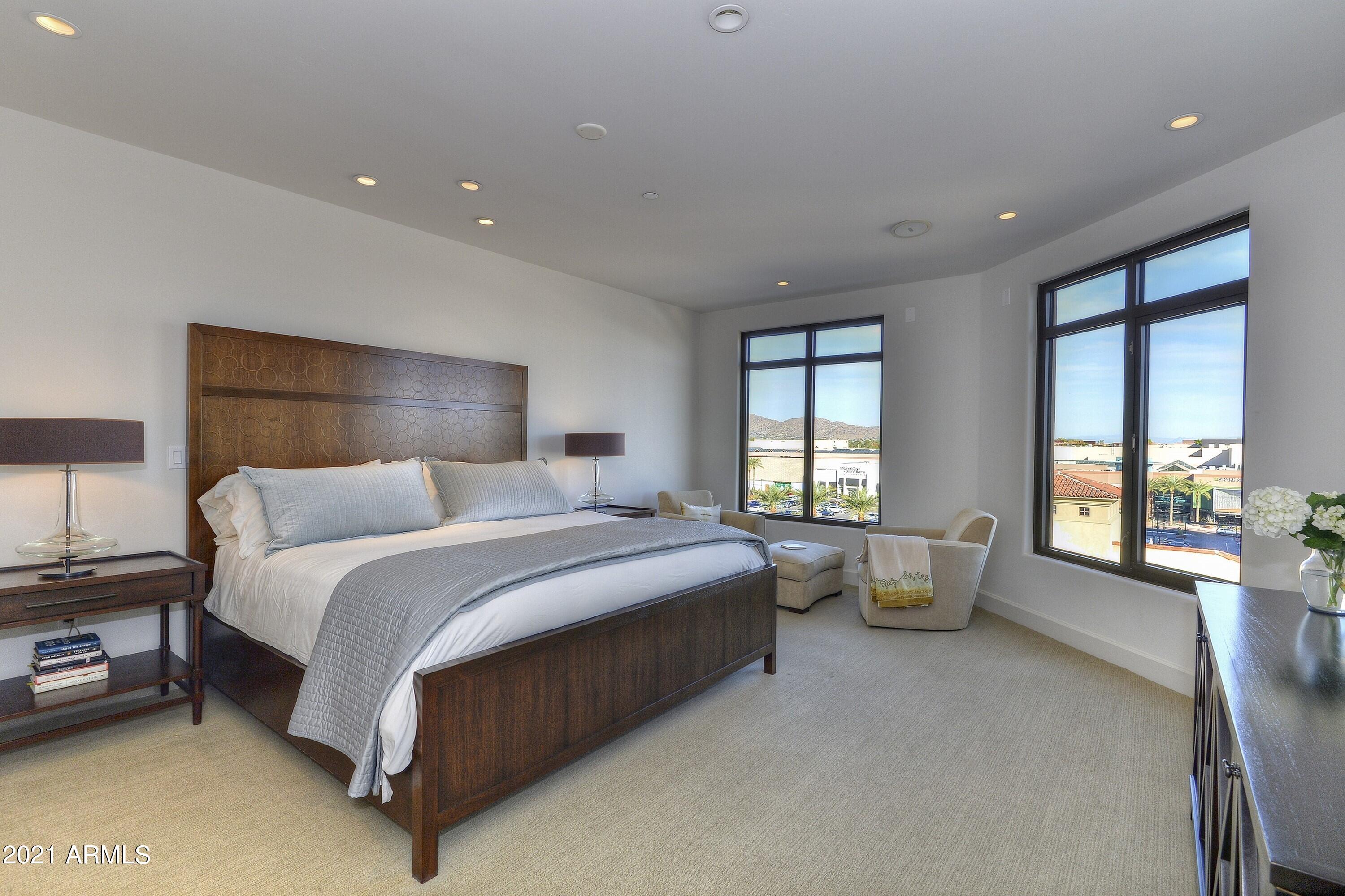 SCOTTSDALE WATERFRONT RESIDENCES CONDOMINIUM - Residential
