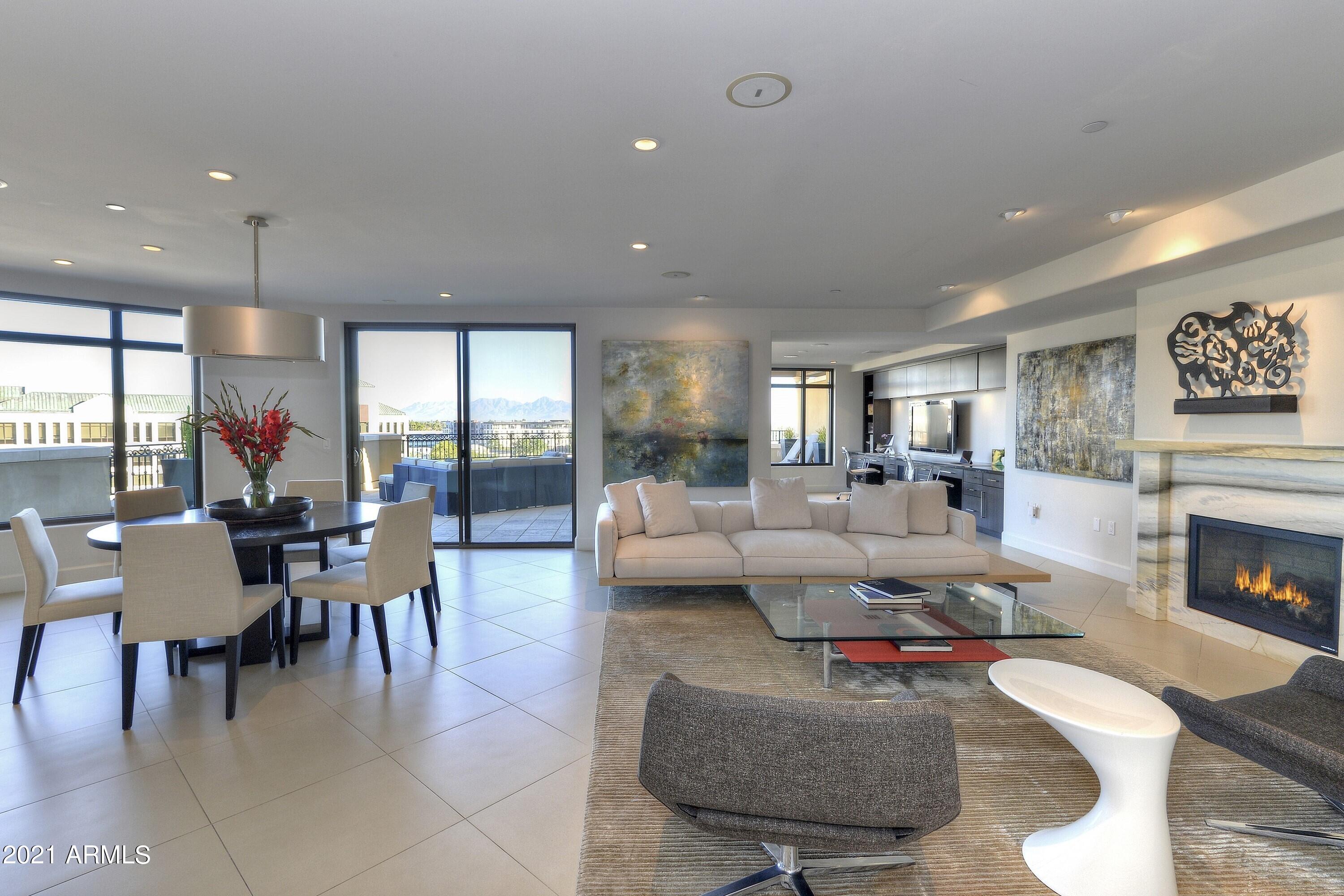 SCOTTSDALE WATERFRONT RESIDENCES CONDOMINIUM - Residential