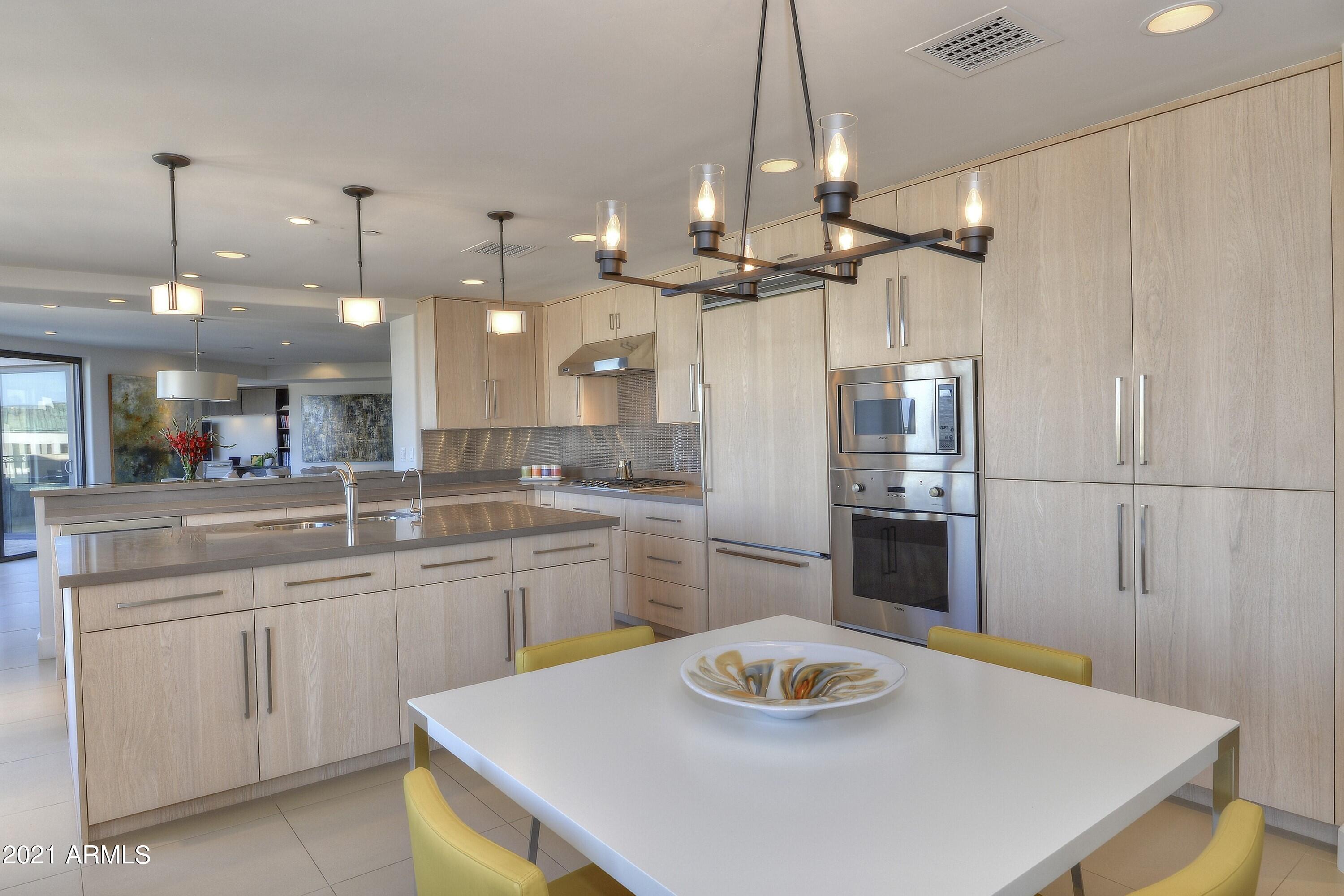 SCOTTSDALE WATERFRONT RESIDENCES CONDOMINIUM - Residential