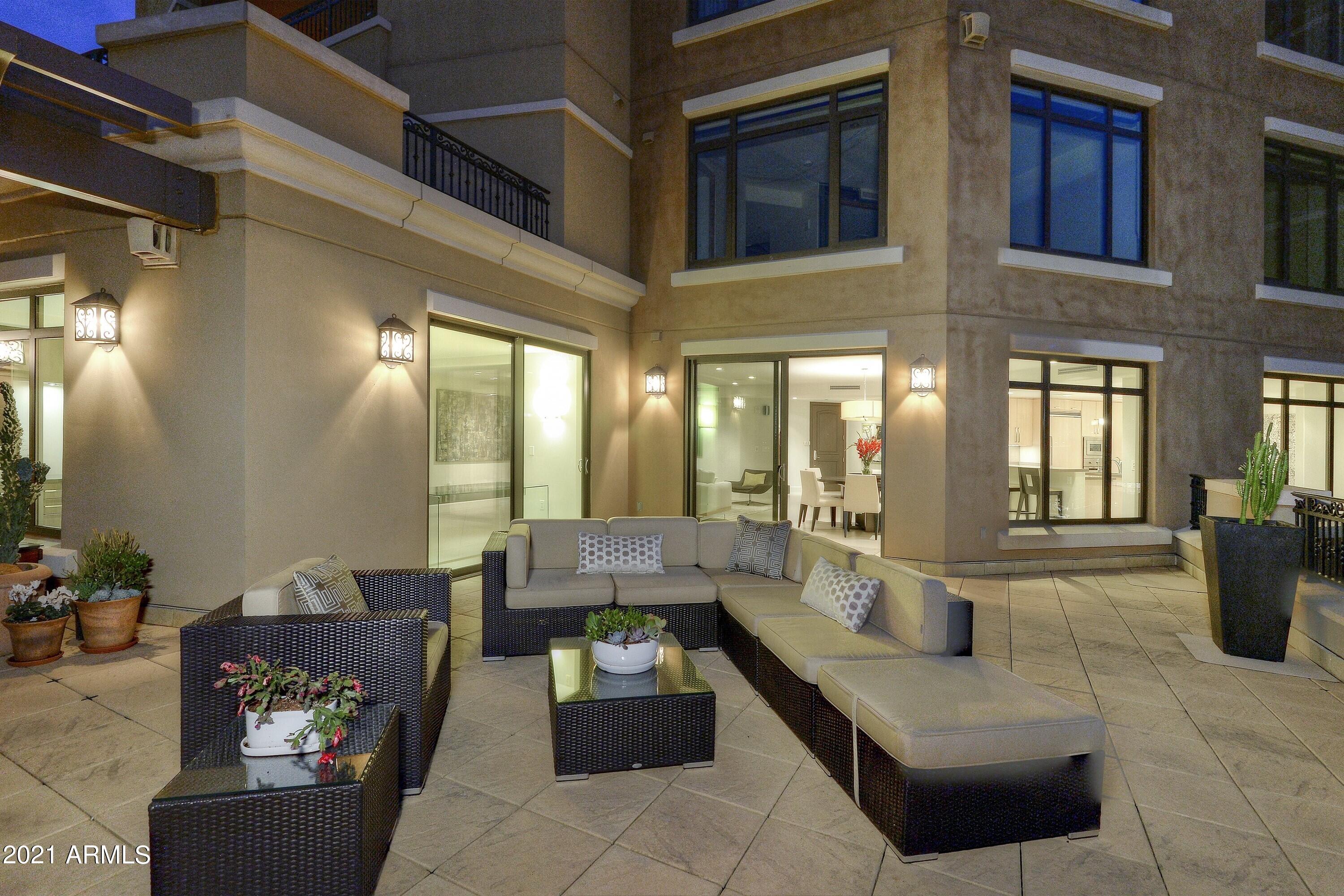 SCOTTSDALE WATERFRONT RESIDENCES CONDOMINIUM - Residential
