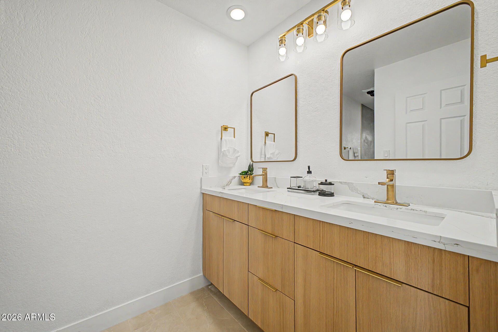 SCOTTSDALE MONTEREY - Residential