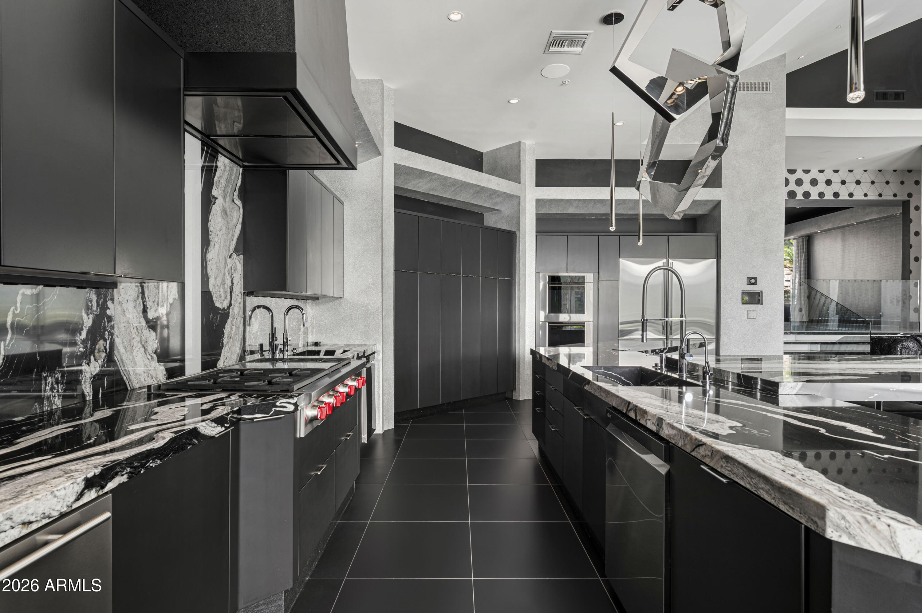 CANYON HEIGHTS - Residential