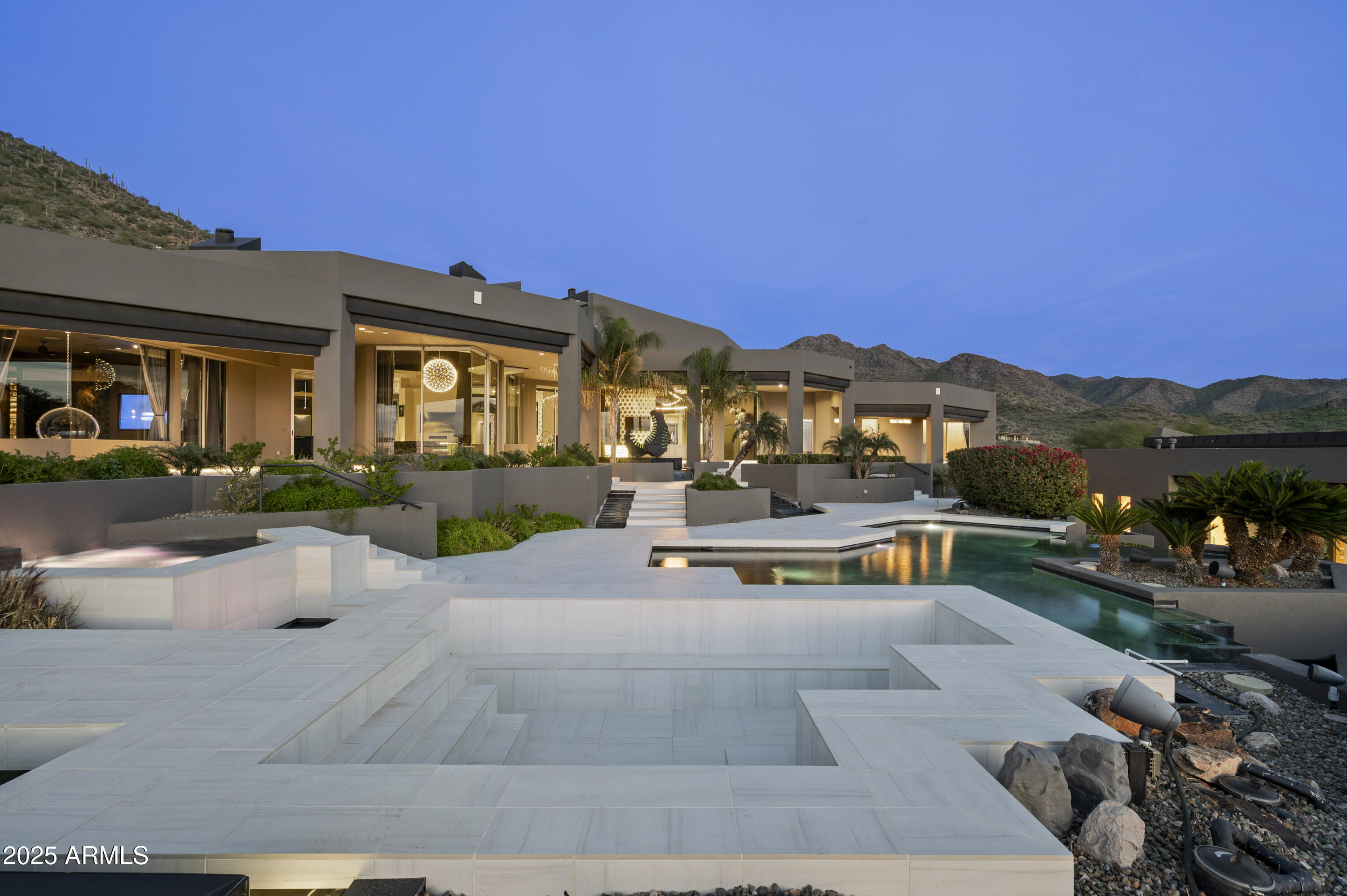 CANYON HEIGHTS - Residential