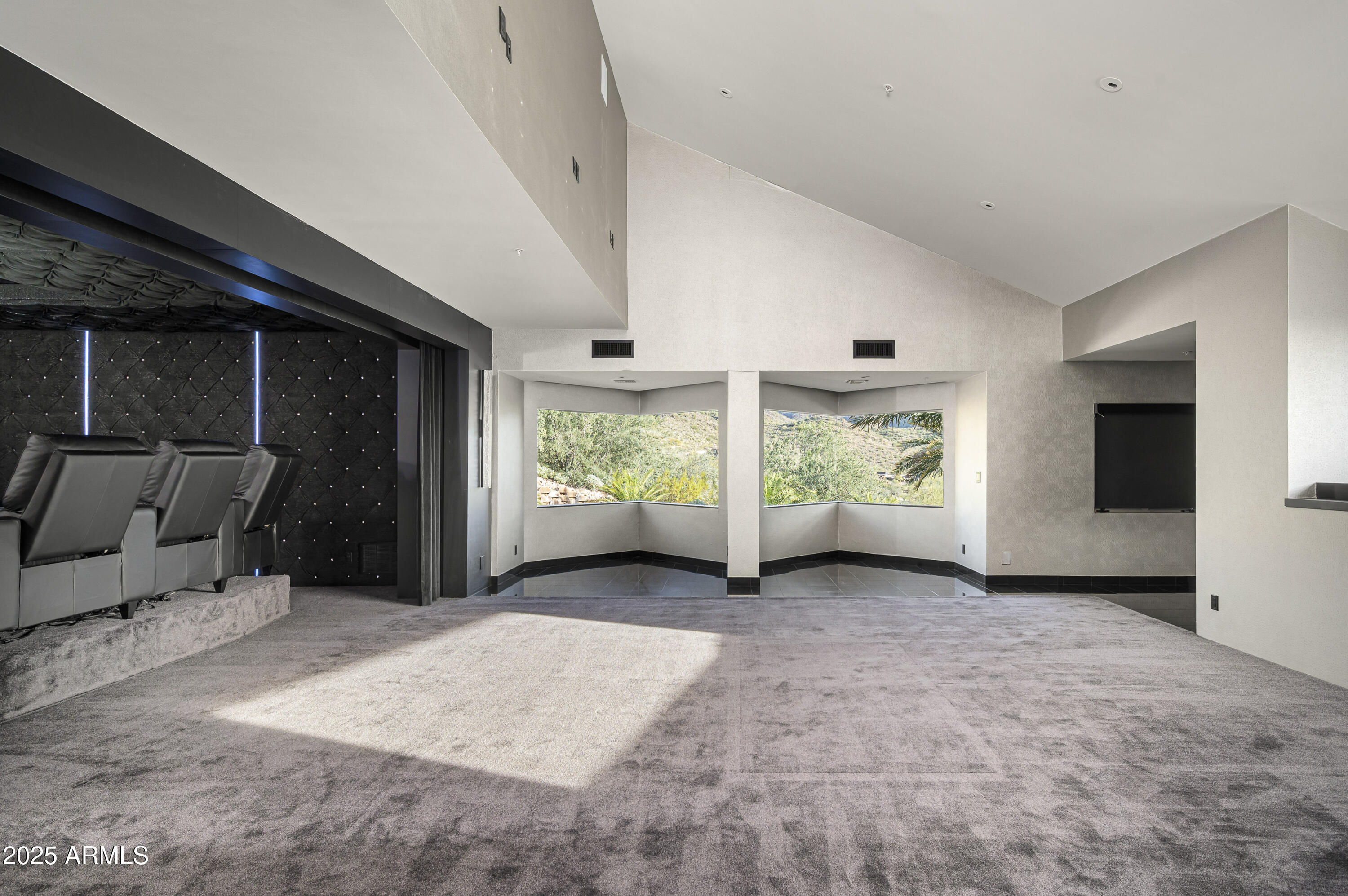 CANYON HEIGHTS - Residential