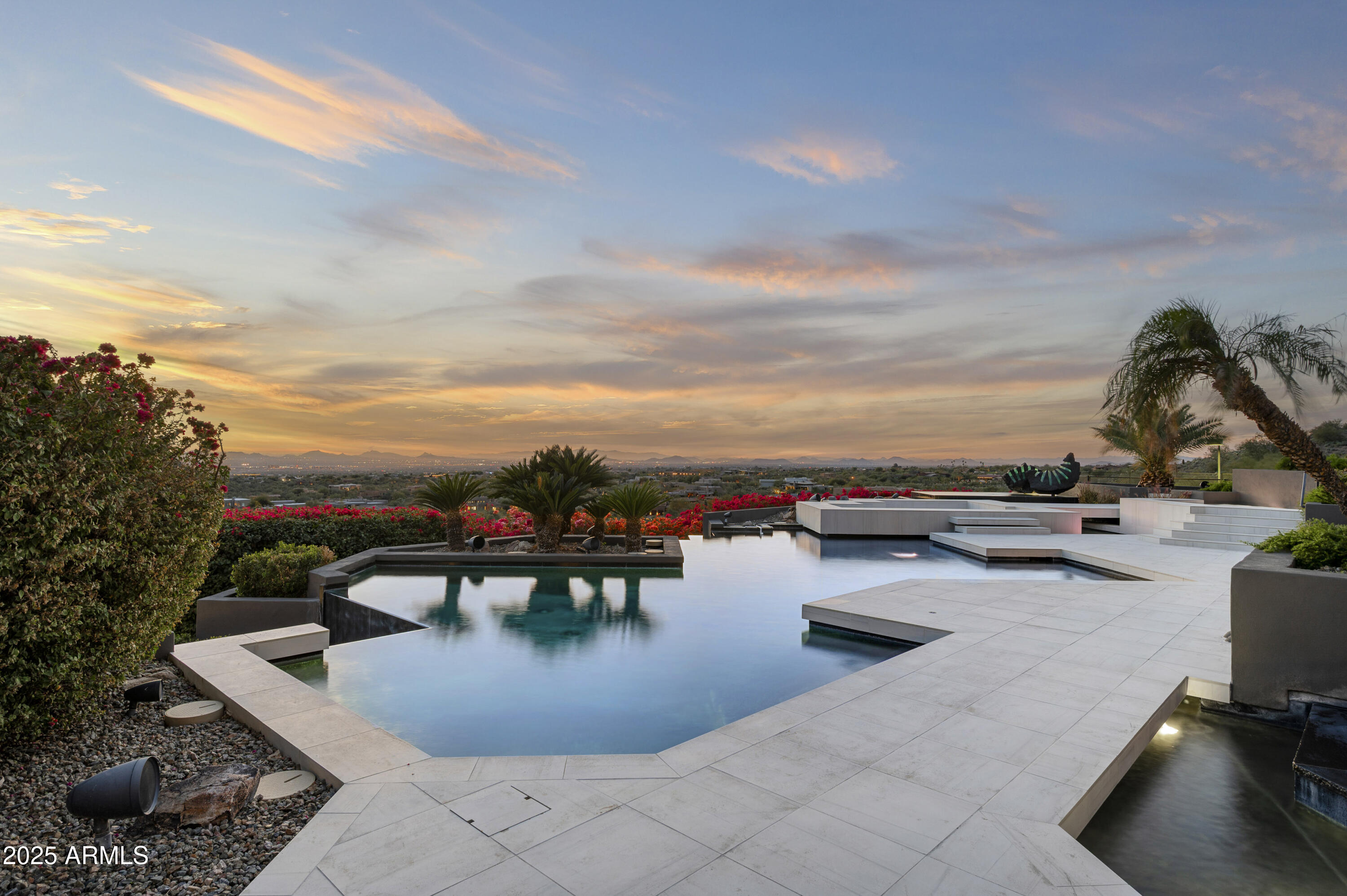 CANYON HEIGHTS - Residential